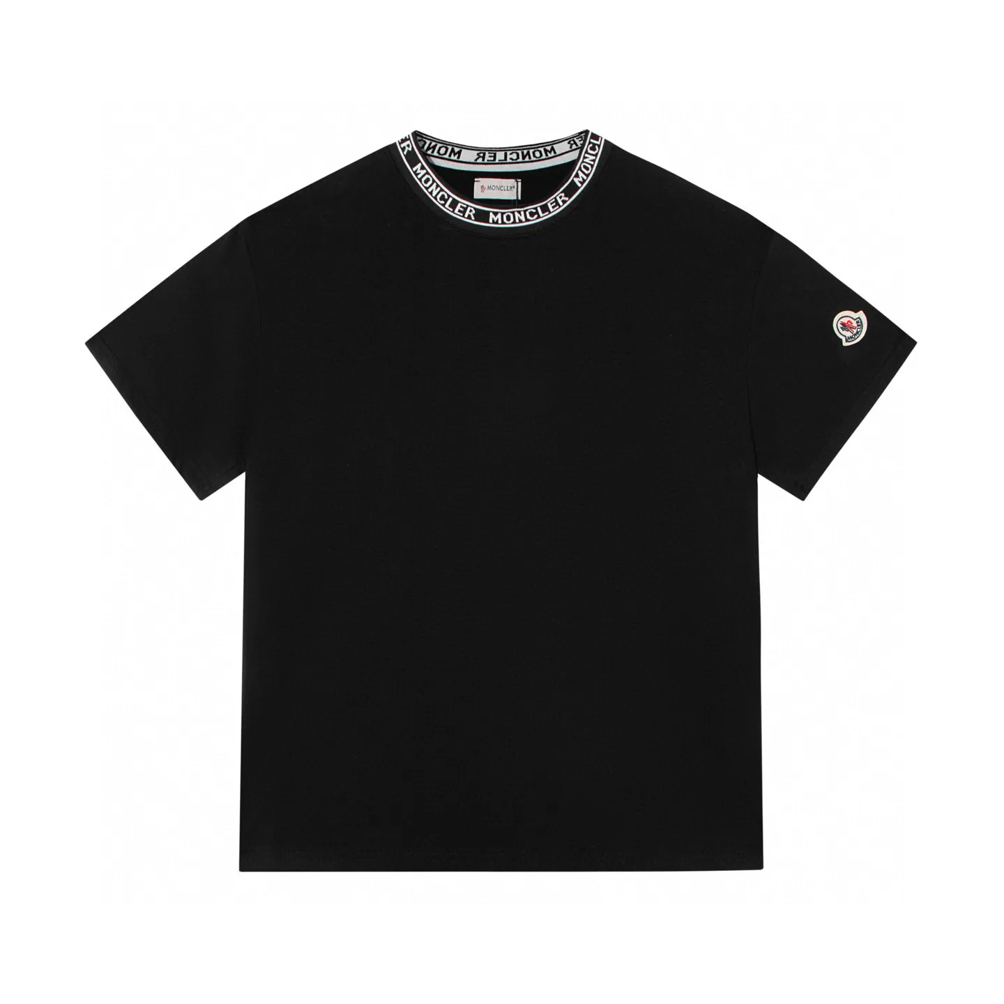 P134 Style No.: 816 〈MONCLER〉The price of the MONCLER is actually quite advantageous. Those who have been to the counters should know that the price of the MONCLER is not much cheaper than Gucci Burberry. It is just relatively low-key and unwilling to hype. It is a picture that you want to buy or not. It has an arrogant existence... Exclusively customized 270g 32-count double-yarn smooth cotton. The texture is very soft and comfortable. 100% different from the top fabrics in the market (does not shrink, deform, or pill). Matched with 320g 1*1 thread (fabric thread is dyed in the same vat, no color difference, thread is not easy to deform) Color: black white light floral gray burgundy code number: S-XL