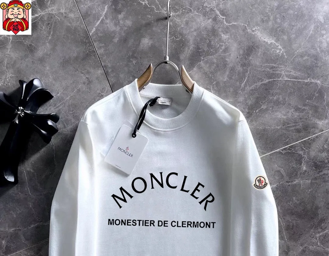 P200 💰 Brand [MONCLER] (good news for fat people) 2025ss spring latest long-sleeved round-neck sweatshirt, on sale simultaneously on the official website. Refreshing and breathable. Made of top Tencel Roman. Comfortable and soft. 3D stereoscopic clarity. Super fashion sense. Great gift for your own use. Size: M-5XL (can wear up to 220 pounds)