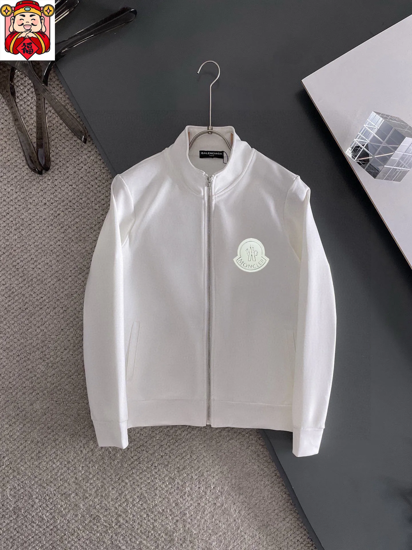 P400 💰【MONCLER】(Gospel for Fatty) hot-selling suit is coming. Focus on the original version of the official website. 2025 new hot-selling cardigan and sweatshirt suit. The original order is the best. 🇭🇰The meticulous work of top designers. Just for a fitting and perfect upper body effect. All-natural high-quality Roman cotton 100%, close-fitting comfort, noble and elegant! Original hardware embodies elegance and nobility! Counter size: M-5XL (maximum wear up to 220 pounds)