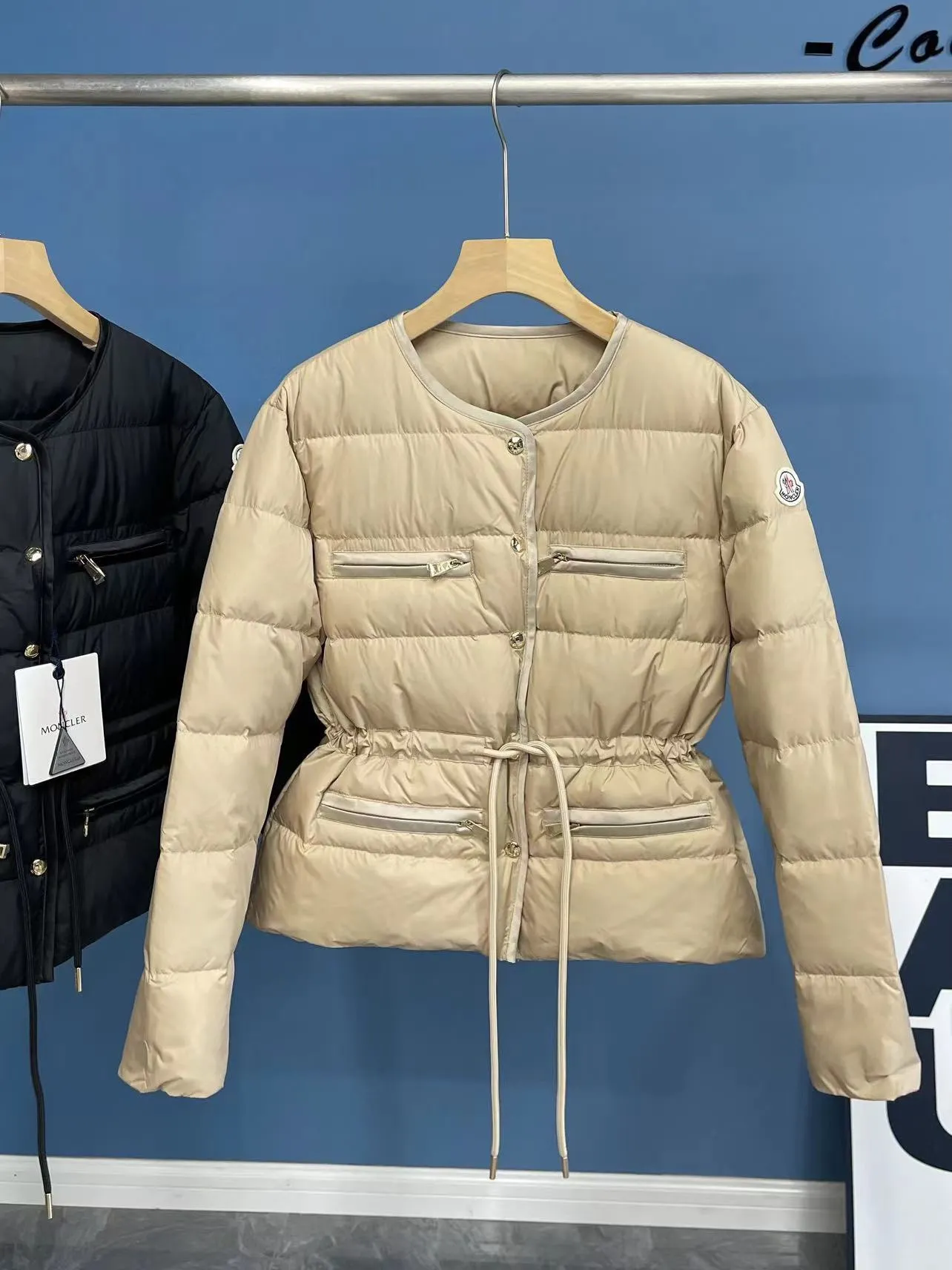 P760 MONCLER Drawstring Scent Black Khaki 0123