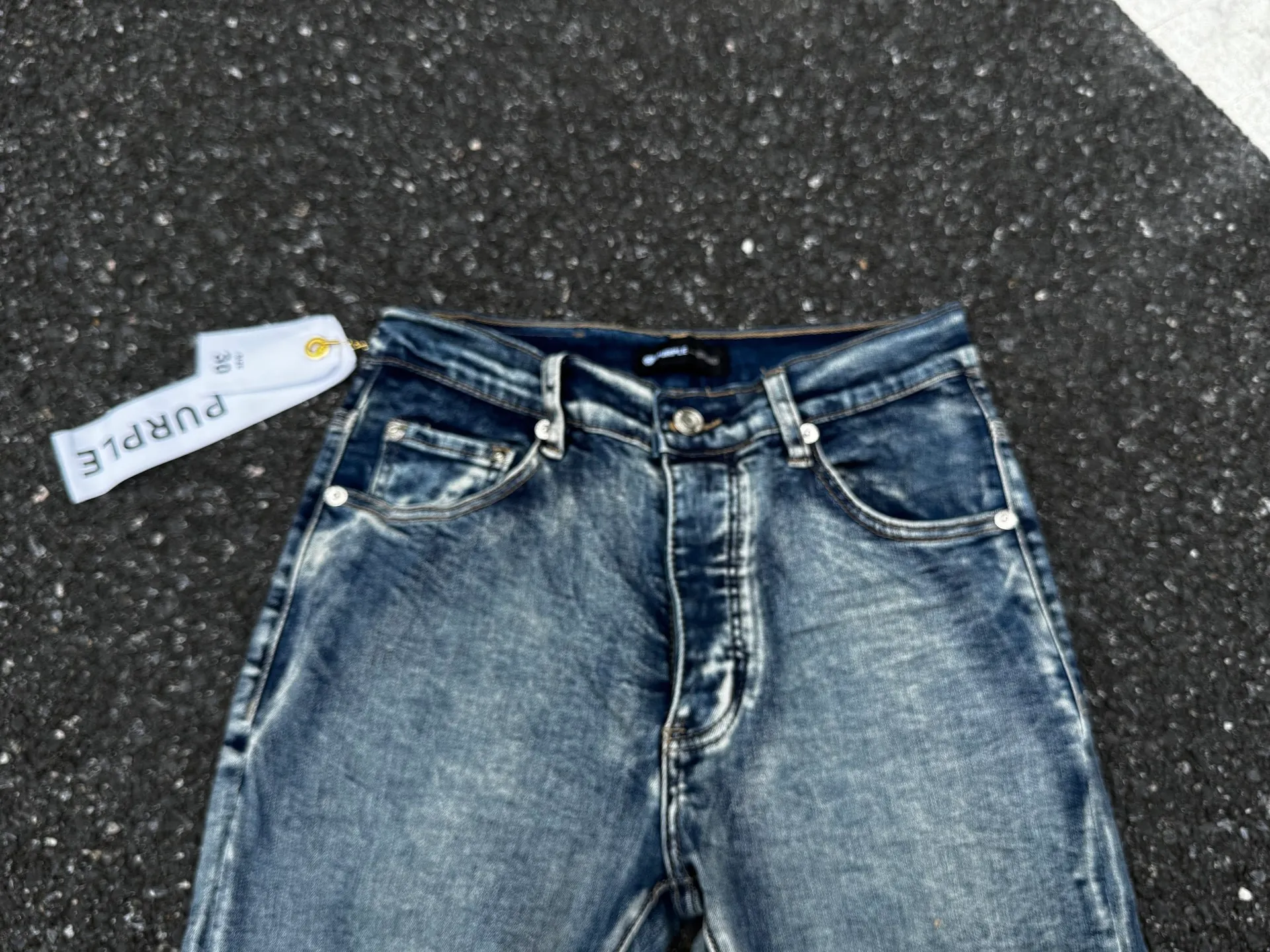 🅿️230 PU3-1 blue (the back pocket label will not be returned or exchanged once it is removed) Top foreign trade order Purple Brand hole-splashed paint stretch skinny jeans, same style for men and women Accessories: complete accessories, all in original packaging, two tags and two labels on the back pocket to distinguish the low-end version on the outside, hardware and buckles are aligned, authentic and original with logo, aluminum alloy buckle, authentic printing inside the jeans pocket, every detail distinguishes any version on the market Fabric: Genuine pattern-making and authentic custom-made imported fabrics using unique washing and dyeing methods, and individually hand-painted - hand-painted ripped micro-elastic jeans Size: 28 30 32 34 36