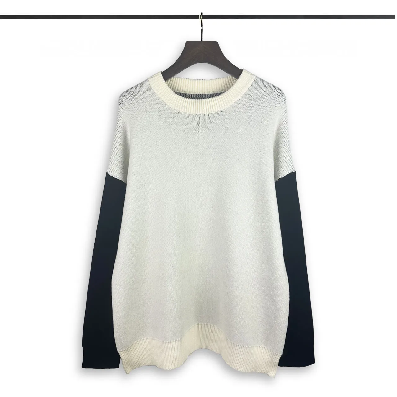 P240 Rhude new simple white printed letter splicing round neck pullover long-sleeved sweater Color: black and white Size: M L XL XXL