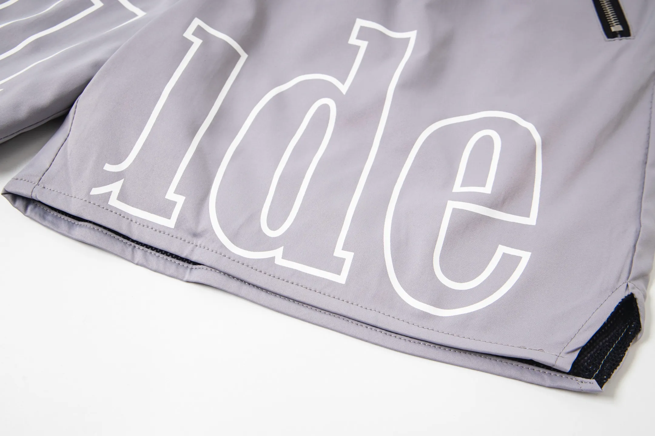 808#P160 Rhude American trendy brand quick-drying beach pants with elastic waist heavy-duty zipper shorts letter print trendy inner mesh men's loose sports pants Color: Black Gray Green Blue Fabric: 150g nylon 100% polyester Size: S M L XL