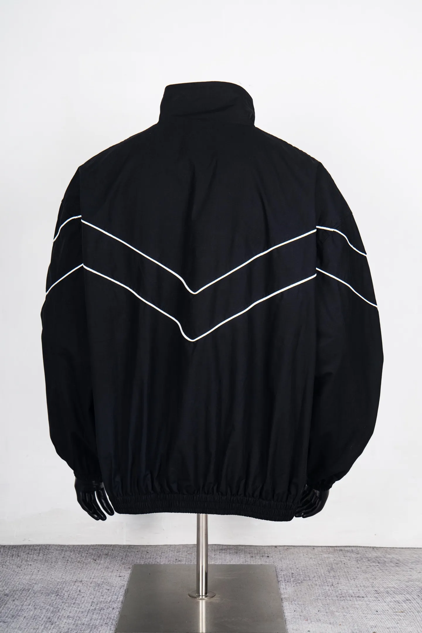 Style No. H30# Rhude Jacket Zippered Windbreaker Coach Jacket Color: Black Size: SMLXL P270