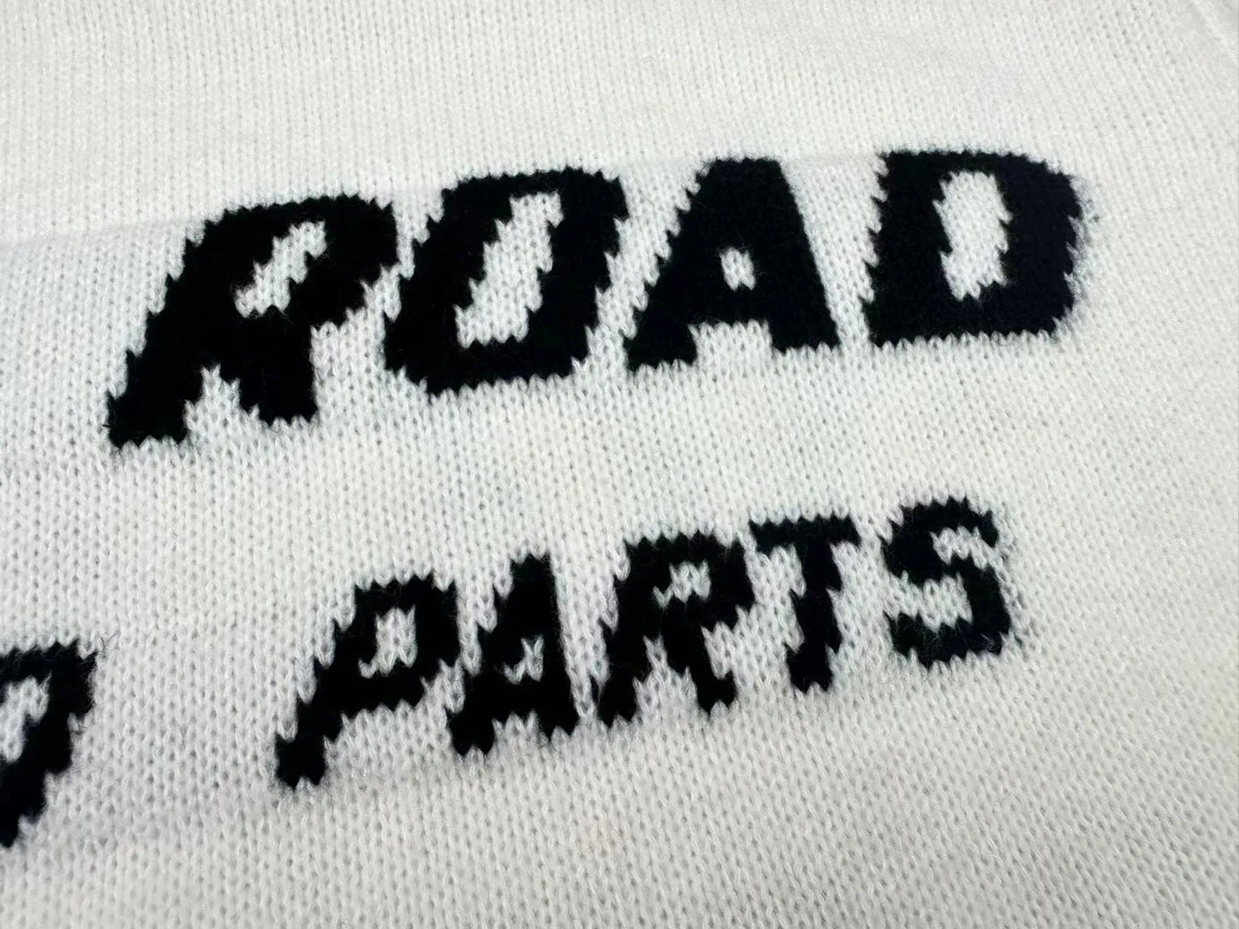 P240 Rhude new racing track jacquard crew neck sweater Color: Khaki White Size: M L XL XXL