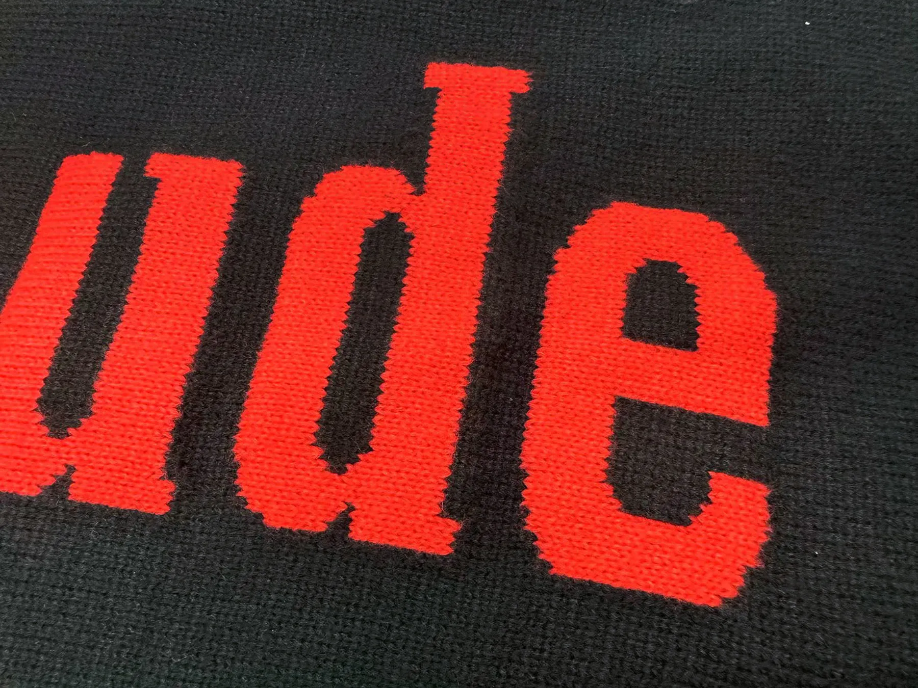 P240 Rhude new jacquard letter crew neck sweater Color: black white Size: M L XL XXL