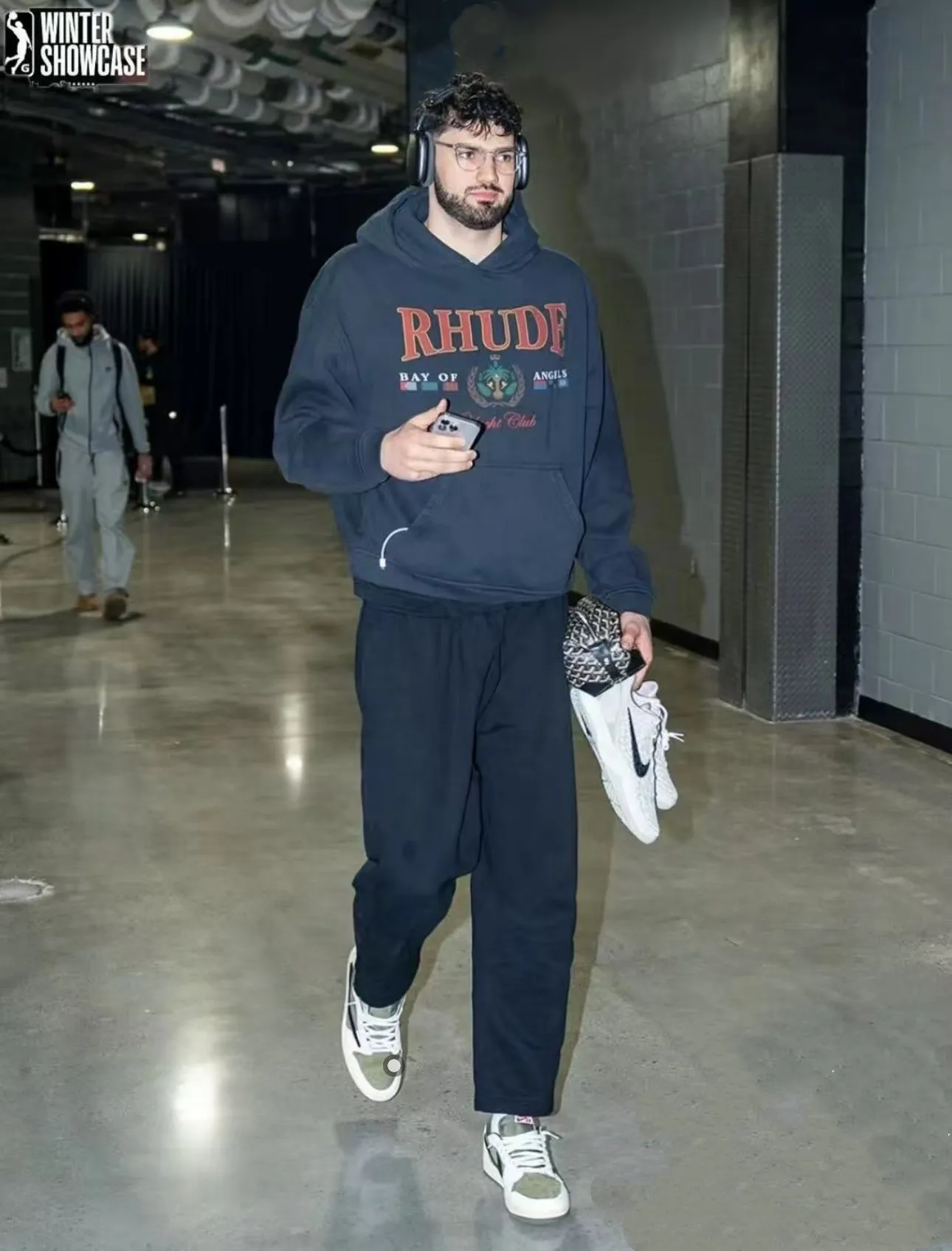 Style No.: 8890 P260 RHUDE New American high street loose washed hooded sweatshirt for men and women Multi-color glue printing technology + Made of pure cotton washed terry brushed fabric 450g Heavy upper body three-dimensional fluffy Size: (S-M-L-XL) Color: Washed navy blue