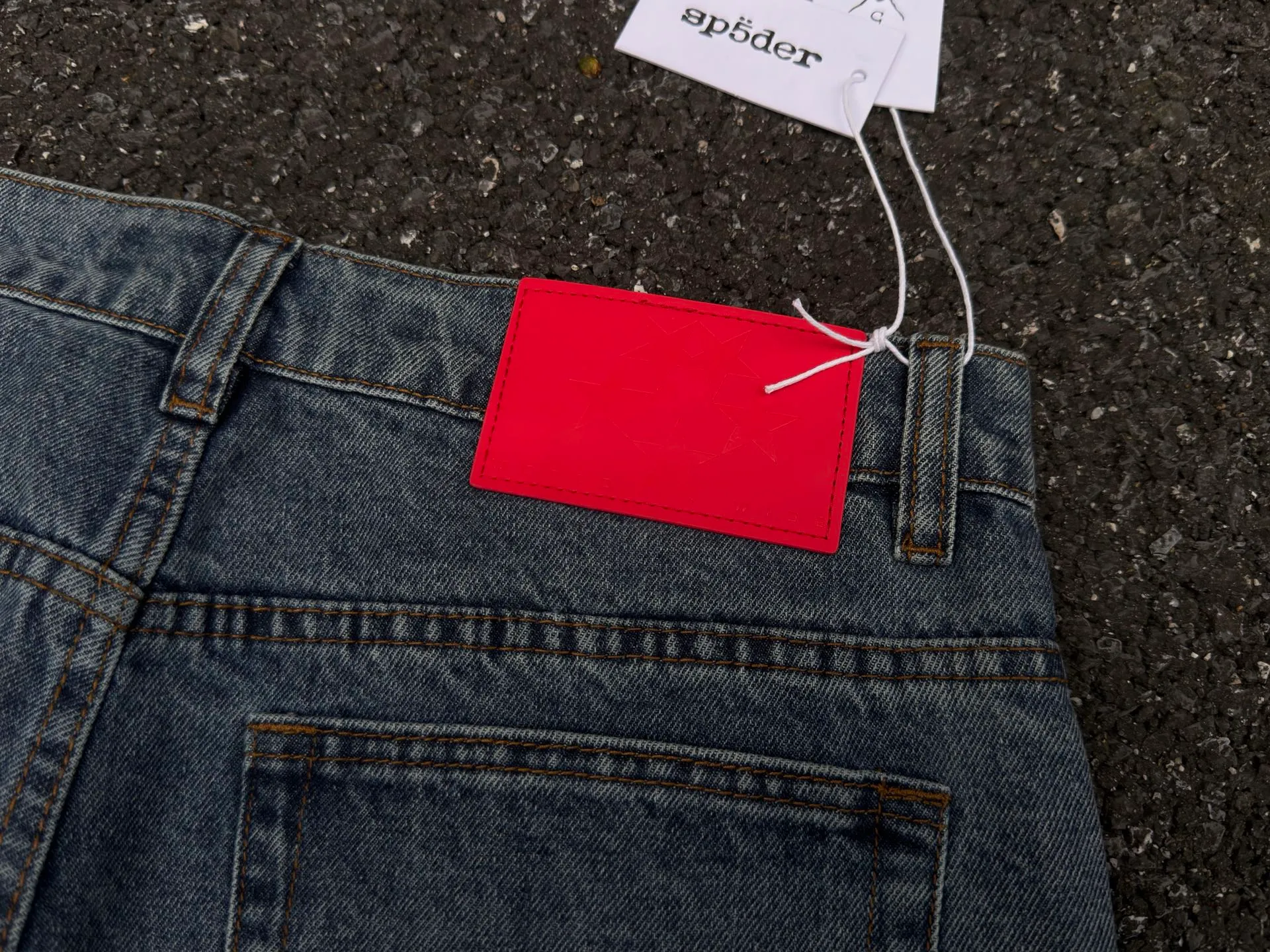 -Size details P210 (original outdoor picture straight out) top version Sp10der street fashion brand printed washed and distressed casual jeans for men and women, same style. Size: 28 30 32 34 36