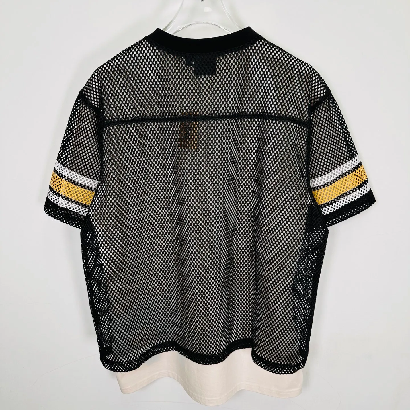 Mesh V-neck T-shirt Stussy SS25 STÜSSY INTERNATIONAL TEAM JERSEY V-neck mesh retro letter short sleeves black and white S-XL