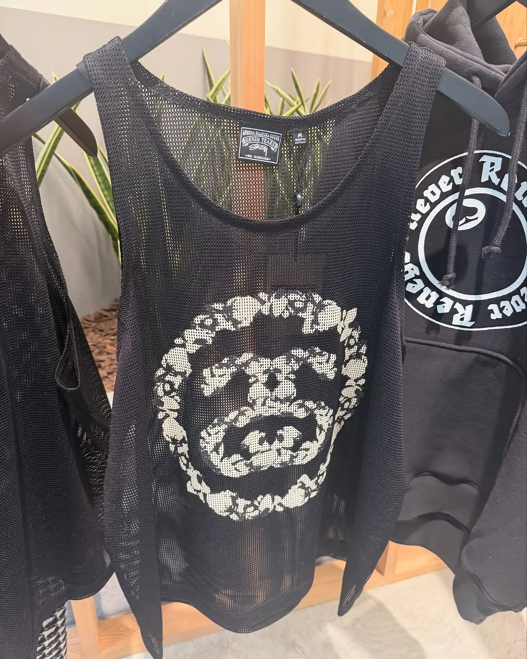 DT Vest STUSSY