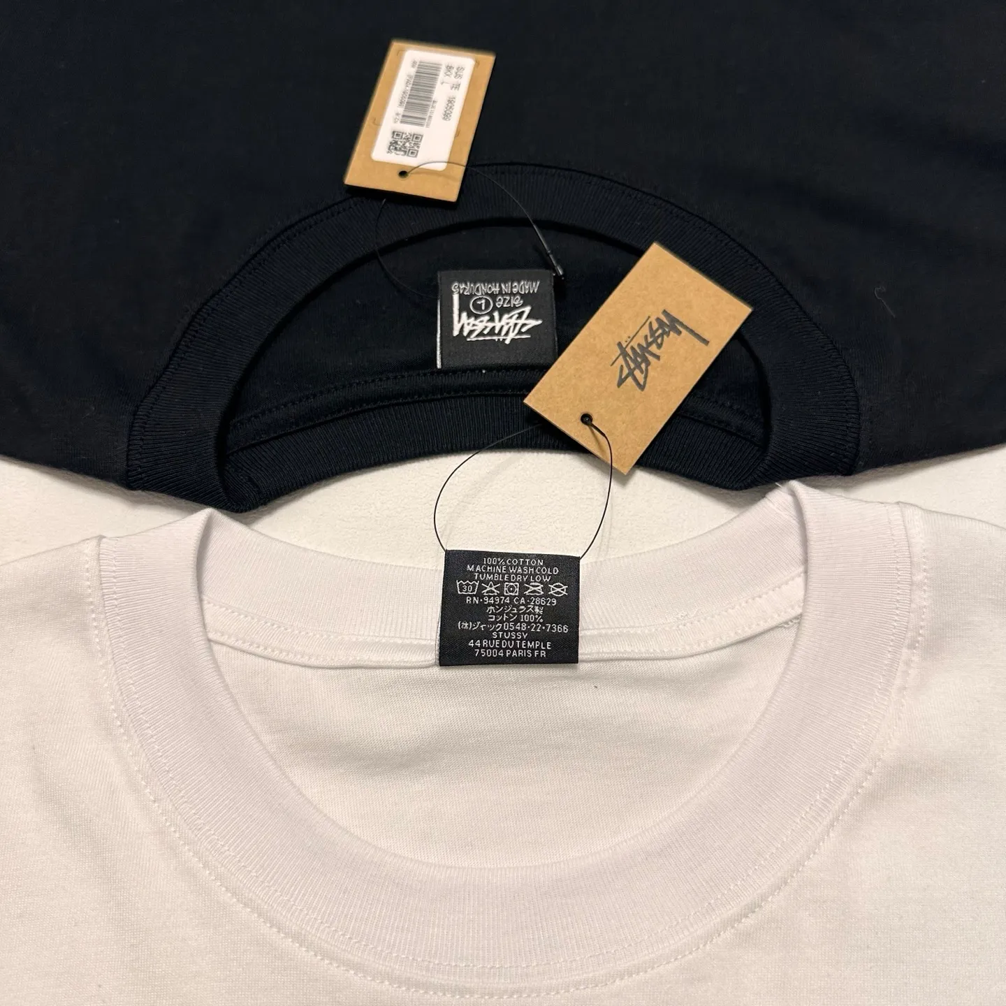 Detailed shooting of Crown Dog T-shirt STUSSY SS25 DOG CROWN TEE Black and White S- XL