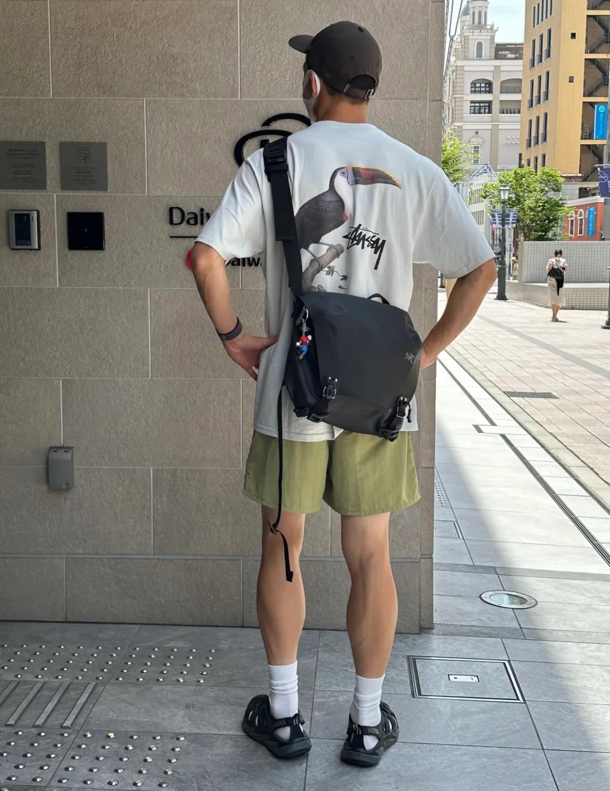 Spot goods! STUSSY SS24 Animal Series TOUCAN TEE Toucan T-shirt Black and White S-XL