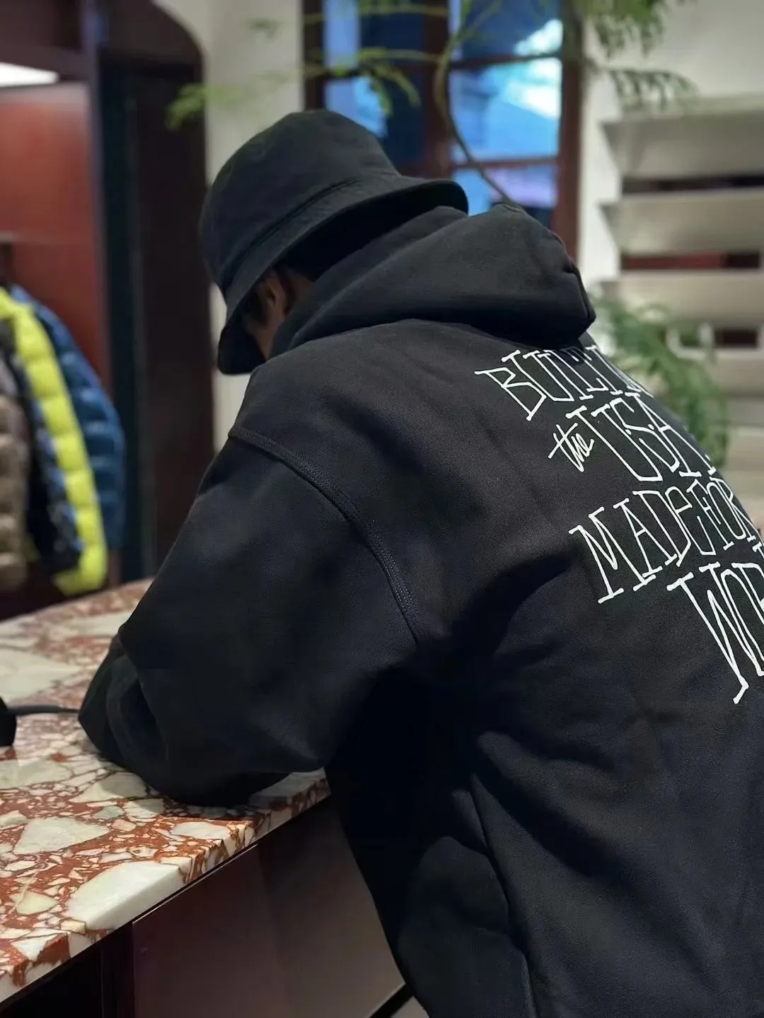 Graffiti word sweatshirt Stussy FW24 BUILT IN USA HOODIE English logo on the back plus velvet hooded sweatshirt/hoodie black gray dark blue S-XL