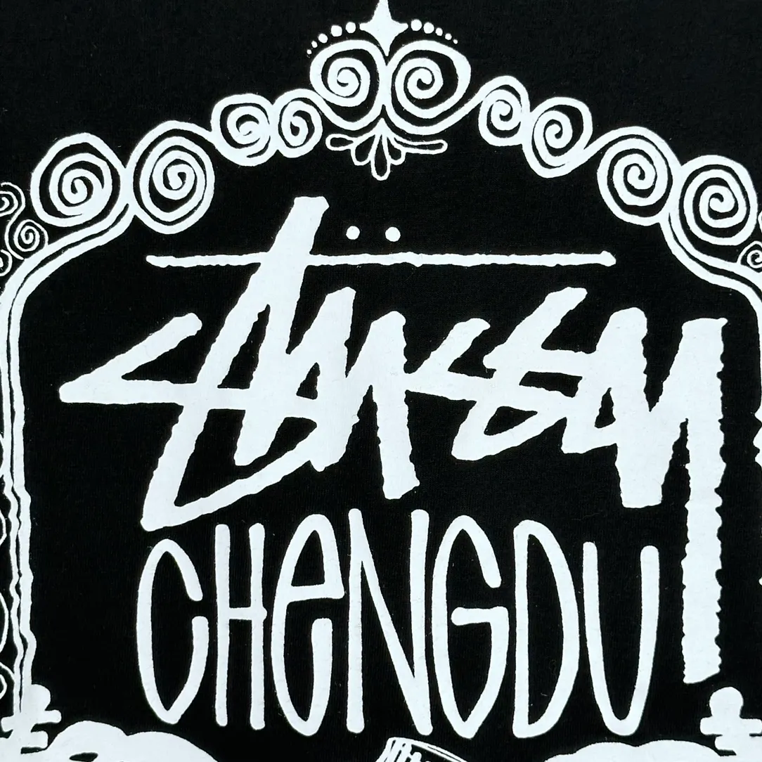Spot goods! Lion T-shirt STUSSY 24FW CHENGDU CHAPTER TEE Chengdu limited short-sleeved Tee black and white S-XL