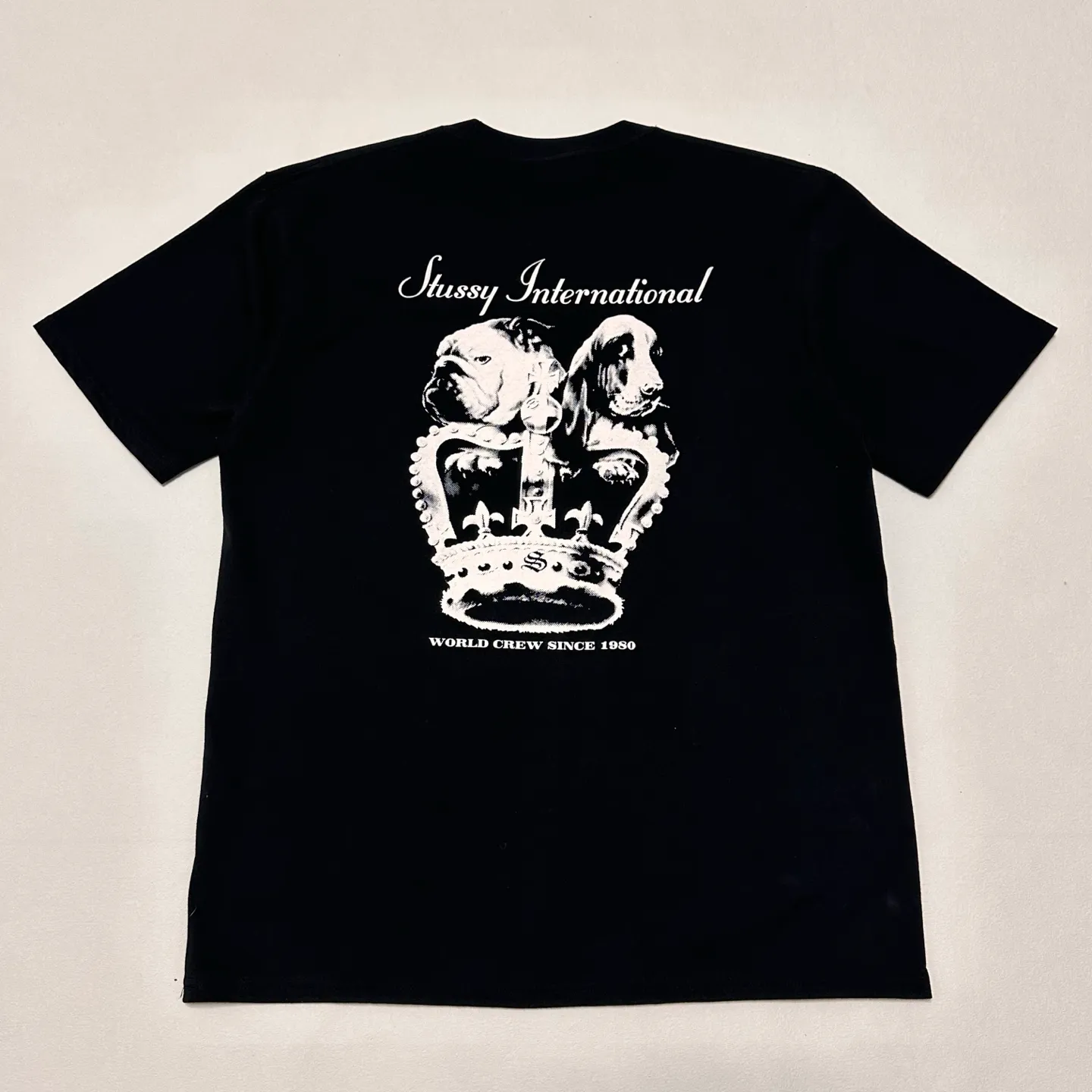 Crown Dog T-shirt STUSSY SS25 DOG CROWN TEE Black and White S- XL