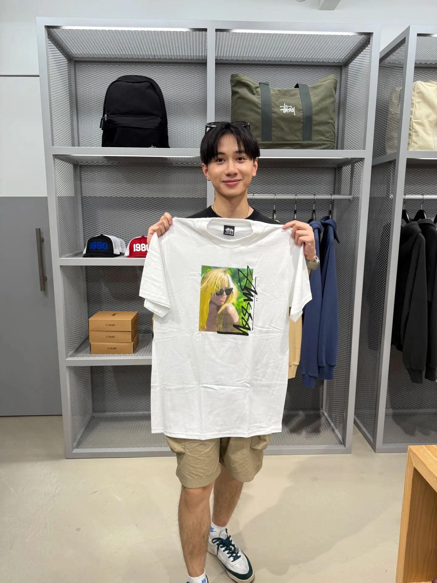 Blonde beauty T-shirt STUSSY SS25 LAURA TEE character print short-sleeved TEE black and white S- XL
