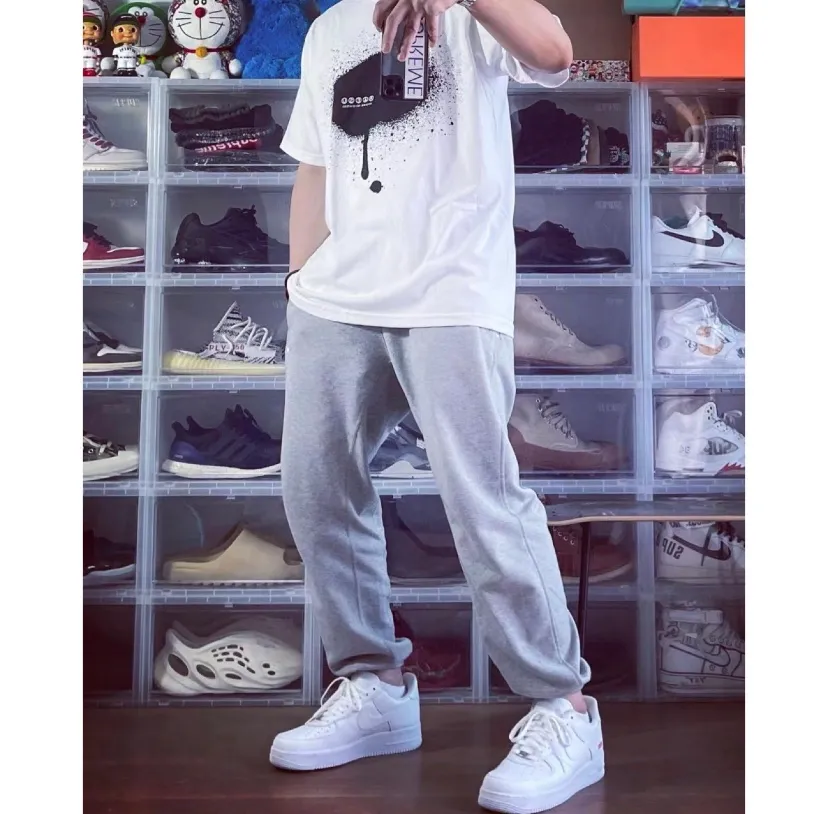 #S104 p110💰 Supreme co-branded SS23 Week6 TAG TEE slogan printing, loose fit, made of 260g combed cotton double yarn, all three standards from fabrics to accessories, ZP, imported Matsui company slurry printing will never crack, the whole piece adopts three-needle five-thread technology (neckline-shoulder seam-sleeve seam double line, looks more three-dimensional and textured) consistent with the original version, classic version Feel free to compare zp. The whole piece adopts three-needle five-thread craftsmanship. The neckline-shoulder seam-sleeve seam is double-threaded, which looks more three-dimensional and textured.) It has the same craftsmanship as the original original, classic version. Color: White Black Size: S M L XL XXL