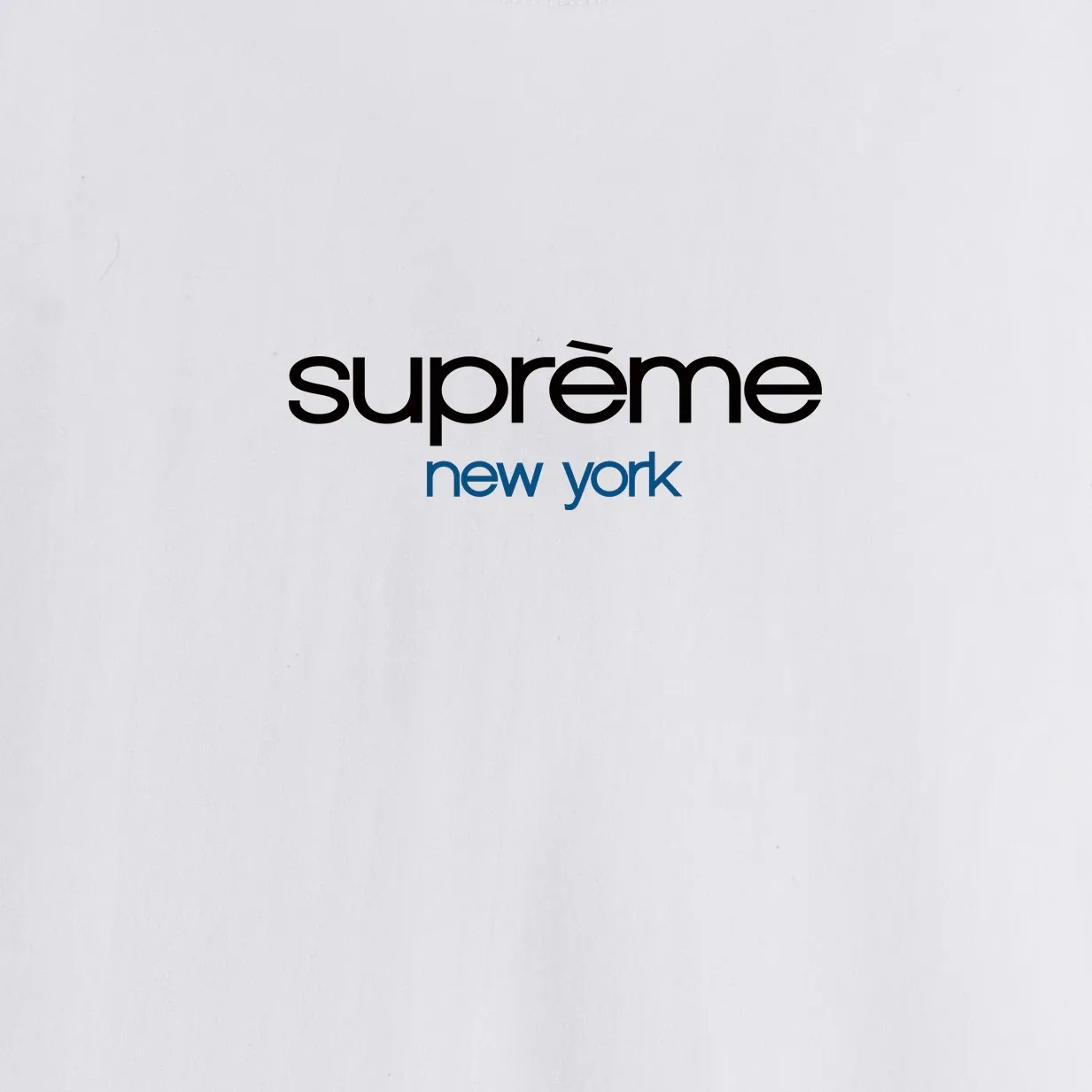 S161 P110💰 SUP 74SS Classic Logo Tee classic logo printed casual and versatile trendy men's niche loose T-shirt. Loose fit. Made of 260g combed cotton double yarn. All three standards are complete from fabrics to accessories. ZP. Imported Matsui company's slurry printing will never crack. The whole piece adopts three-needle five-thread technology. The collar-shoulder seam-sleeve seam is double-lined, which looks more three-dimensional and textured.) The same process as the authentic original, classic version Feel free to compare zp. The whole piece adopts three-needle five-thread craftsmanship (neckline-shoulder seam-sleeve seam double thread, which looks more three-dimensional and textured). It has the same craftsmanship as the original original, classic version. Color: black, white, light gray, navy blue, pink. Size: S M L XL XXL