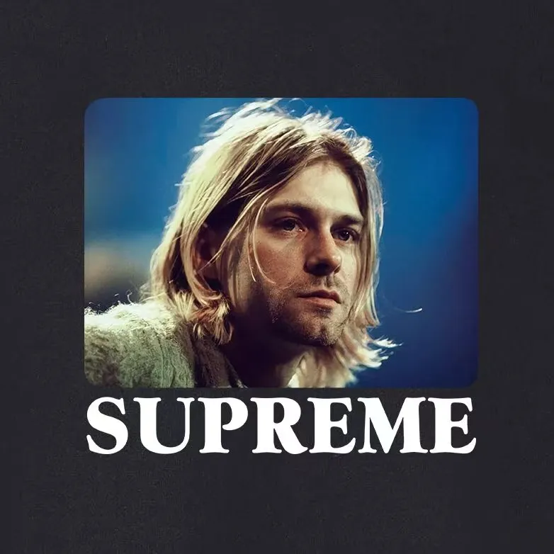 Style No. S1127 #terry p150💰 Velvet 160💰 Supreme SS23 Week1 KURTCOBAINTEE Kurt Cobain printed round neck sweatshirt Made of 400 grams of large terry (drop shoulder large version) fabric, soft texture and no pilling Imported environmentally friendly printing glue The pattern is bright and three-dimensional Quality 💥Same style for men and women The upper body is trendy Color: black white gray Size: S M L XL XXL