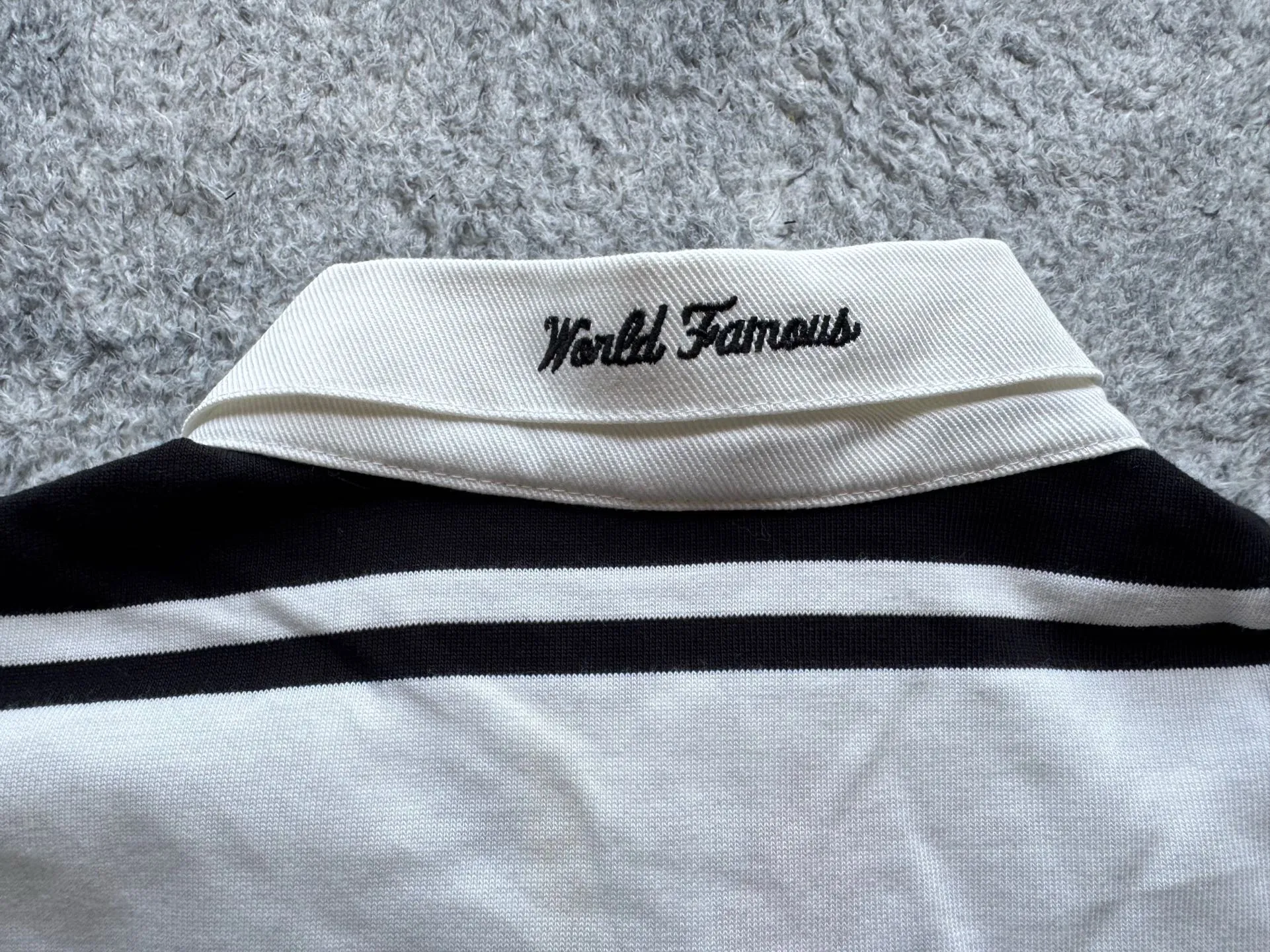 P420 [Original replica] Supreme x Nike joint model Nike joint series SS25 Stripe Rugby logo striped comfortable long-sleeved Polo shirt for men and women Color: black and white white and red Size: S M L XL 79 130 56 64