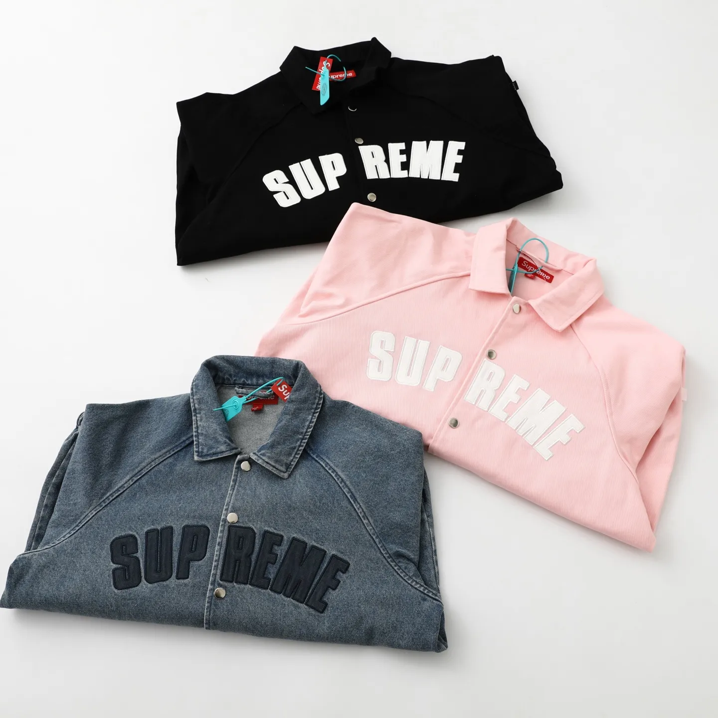 🅿️400 S291 Top Version Supreme SS25 WEEK17 Arc Denim Coaches Jacket Logo American Washed Coaches Jacket Same style for men and women Purchased in the original version All details are restored to the same Just close your eyes and enter Color: Black Denim Blue Pink Size: S M L XL (176 145 wear M loose)