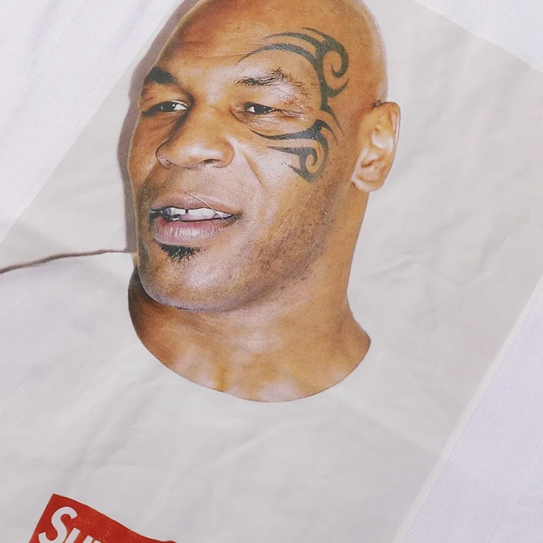 P136 supreme Tyson character avatar white size shoulder width chest length S 52 56 70 M 54 58 72 L 56 60 74 XL 58 62 76