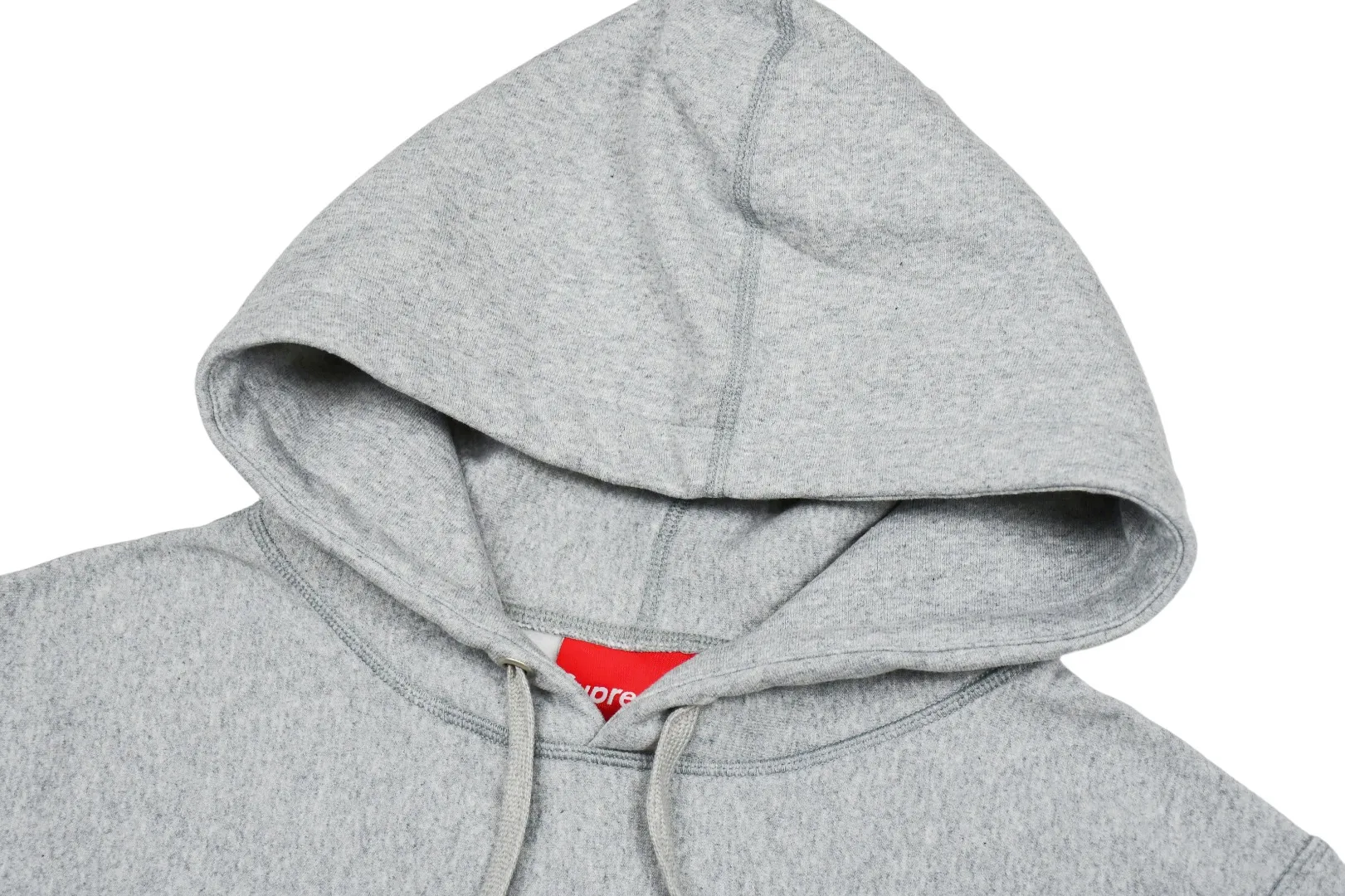 🅿️320 S209 top version Supreme FW19 Week 16 Bandana Box Logo Hooded Sweatshirt Cashew flower embroidered hooded fleece sweatshirt For those of us who focus on top Supreme, the cashew flower sweatshirt is naturally available. ZP purchase and pattern making operation 1. Fabric: ZP testing, custom weaving and dyeing, pure cotton 460G plus velvet main fabric, horizontal cutting, side stitching 520G 2X2 Thread 2. Embroidery: Embroidery equipment is operated by BEHRINGER BEKS-Y924 machine (a level higher than Tajima embroidery machine). The embroidery thickness, saturation and size are all consistent. 3. Sewing process: Four needles and six threads are used in 12 places on the whole garment. The boneless splicing process is processed by a senior foreign trade factory (ordinary factories cannot do it). 4. Hem and cuffs: all use 520G inelastic thread. (Low-end goods use elastic threads to cause the hem and cuffs to appear wavy) 5. Customized ZP main label/wash water label/hangtag/packaging bag (equipped with an extra-large thickened handbag) Size: S~XL