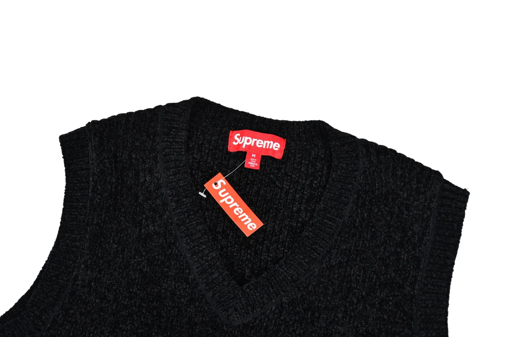🅿️260 S272 top version Supreme 24FW CHENILLE SWEATER VEST chenille sweater vest OS version same style for men and women Customized YB texture wash mark Wool: 26 count chenille wool Weaving method: matrix knitting Number of needles: multi-gauge Machine: German STOLL computerized flat knitting machine Size: S~XL Color: black blue