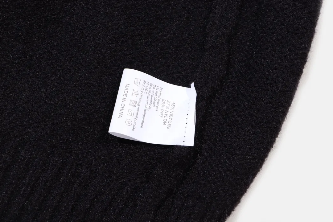 P300 Sup supreme chest striped five-pointed star jacquard crew neck sweater Color: black blue green Size: S M L XL XXL