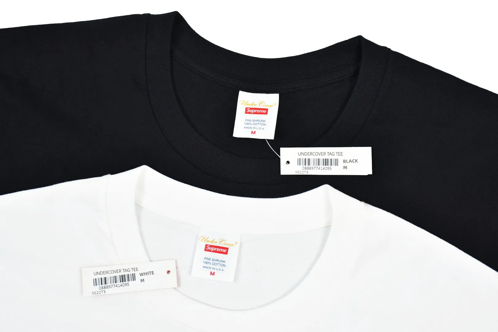 🅿️126 S123 Supreme x Undercover TAG TEE joint slogan printed short-sleeved T-shirt. Refuse to look at pictures to make products. Refuse to compare wrong versions. Use cylindrical seamless technology (original technology, there are no stitched bones on the side of the clothes, key points of identification) The fabrics are all custom-woven and dyed, 280g weight, 100% cotton, cylindrical fabric. Cylindrical fabric is a knitted fabric woven with a cylinder loom. The needles are distributed in a cylindrical shape on the fuselage. The gray fabric is a large cylinder, which needs to be opened and shaped before it can be used further. There are no slits on the side of the clothes, so there is no washing label on the side of ordinary short-sleeves. There is only one collar label behind the neck. The printing uses thermosetting ink printing imported from Belgium, also known as plastic ink, or self-adhesive ink. Its ingredients are: mainly composed of polyvinyl chloride (PVC) and phthalates, including PVC and phthalates, color fixing agents, and stabilizers. Agents and thickeners are mixed to form thermosetting ink, which is not the digital direct printing marketed on the market. The printing texture of thermosetting ink is unachievable by other processes. The collar label has a watermark anti-counterfeiting effect, a real anti-counterfeiting layer, a probability of passing the version, and a high probability of passing the original packaging picture. Size：S-XL