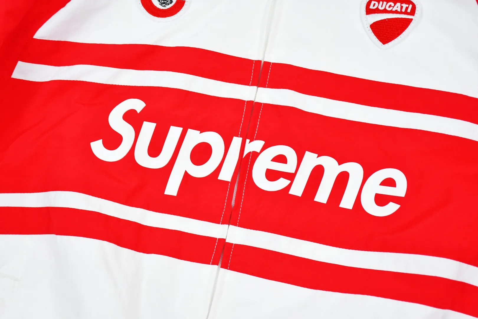 S552💰p570 Supreme 24ss Ducati Ducati co-branded Track Jacket racing uniform school uniform jacket - Color: Black White - Size: S M L XL Customized full set of accessories/YKK metal zipper/Customized hardware/Three standards