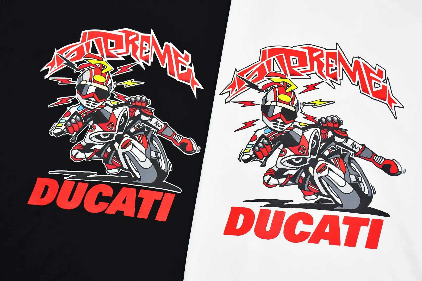 🅿️120 S168 top version Supreme 24ss DUCATI SS24 Ducati co-branded short-sleeved T-shirt. Refuse to look at pictures to make products. Refuse to compare with wrong versions. Use cylinder seamless technology (original technology. There are no stitched bones on the side of the clothes. Key points of identification) The fabrics are all custom-woven and dyed, 280g weight, 100% cotton, cylindrical fabric. Cylindrical fabric is a knitted fabric woven with a cylinder loom. The needles are distributed in a cylindrical shape on the fuselage. The gray fabric is a large cylinder, which needs to be opened and shaped before it can be used further. There are no slits on the side of the clothes, so there is no washing label on the side of ordinary short-sleeves. There is only one collar label behind the neck. The printing uses thermosetting ink printing imported from Belgium (different from conventional thermal transfer printing), also known as plastic ink, or self-adhesive ink. Its ingredients are: mainly composed of polyvinyl chloride (PVC) and phthalates. PVC and phthalates, solid color The thermoset ink is composed of a mixture of agents, stabilizers, and thickeners. It is not the digital direct printing advertised on the market. The printing texture of thermoset ink cannot be achieved by digital direct printing. The collar label has a watermark anti-counterfeiting effect, a real anti-counterfeiting layer, a version with a high probability of passing the inspection, and a high probability of passing the original packaging picture. Size：S-XL
