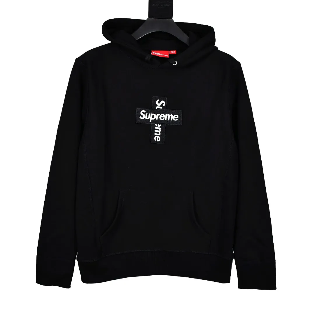 S454💰p320 Top version Supreme FW20 Week 15 Cross Box Logo Hooded Sweatshirt Cross embroidery hooded sweatshirt For those of us who focus on top Supreme, the cross sweatshirt is naturally available. ZP purchase and pattern making operation 1. Fabric: ZP testing, custom weaving and dyeing, pure cotton 460G plus velvet main fabric, horizontal cutting, side stitching 520G 2X2 thread 2. Embroidery: The embroidery equipment is operated by BEHRINGER BEKS-Y924 machine (a level higher than Tajima embroidery machine). The embroidery thickness, saturation and size are all consistent. 3. Sewing process: The whole garment adopts four-needle and six-thread boneless splicing technology in twelve places. Processed by a senior foreign trade factory (ordinary factories cannot do it). 4. Hem and cuffs: all use 520G inelastic thread. (Low-end products use elastic threads to cause the hem and cuffs to appear wavy) 5. Customized ZP main label/wash water label/hangtag/packaging bag (equipped with an extra-large thickened handbag) Size: S~XL