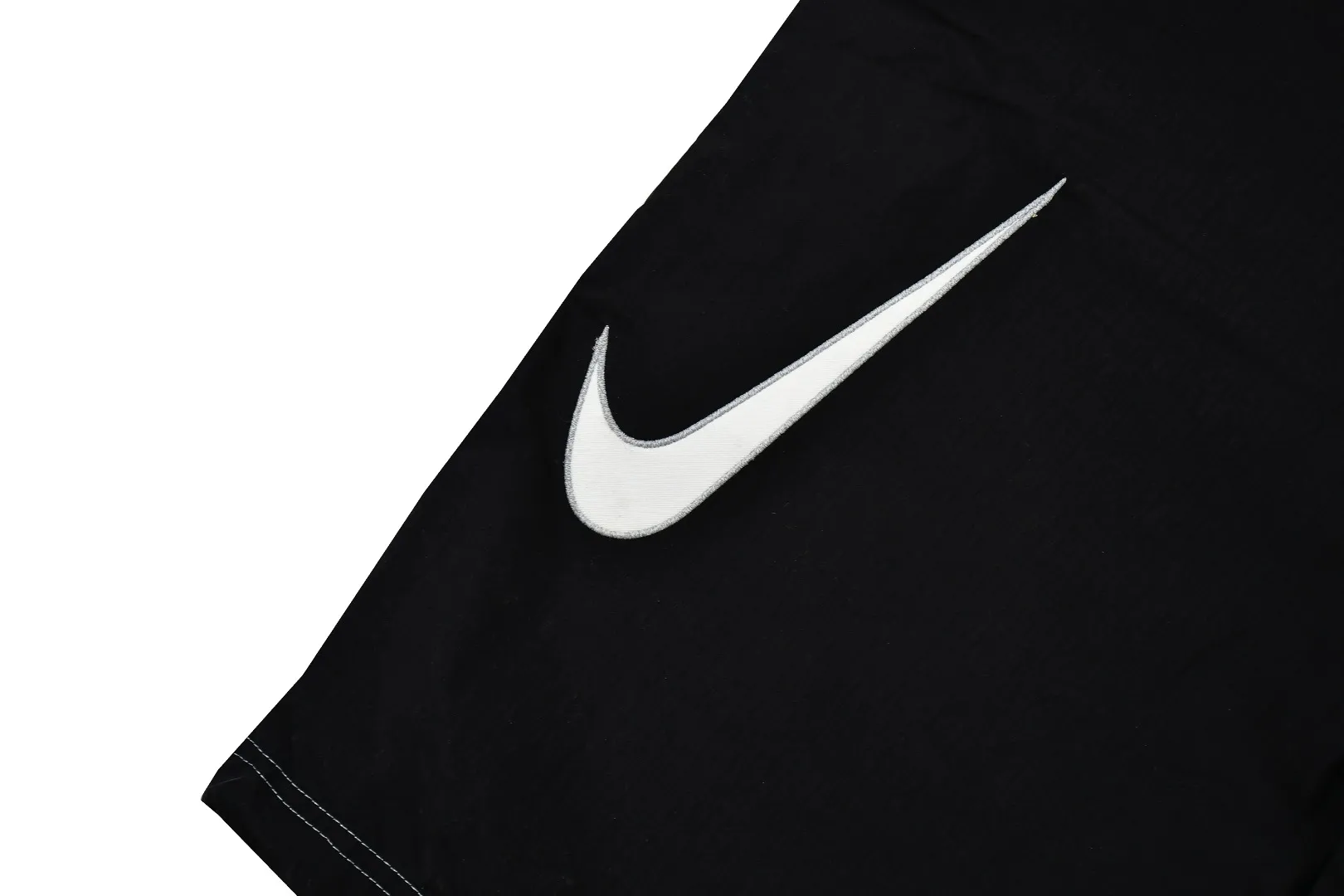S287 black 💰p360 gradient 💰p440 top version Supreme And the sizes are all ZP consistent. 3. Sewing process: Four needles and six threads are used in 12 places on the whole garment without bone splicing process. Processed by experienced foreign trade factories (ordinary factories cannot do it) 4. Customized ZP main label/wash water label/tag/zipper/packaging bag (equipped with extra large thickened handbag) Color: Black Gradient Size: S/M/L/XL