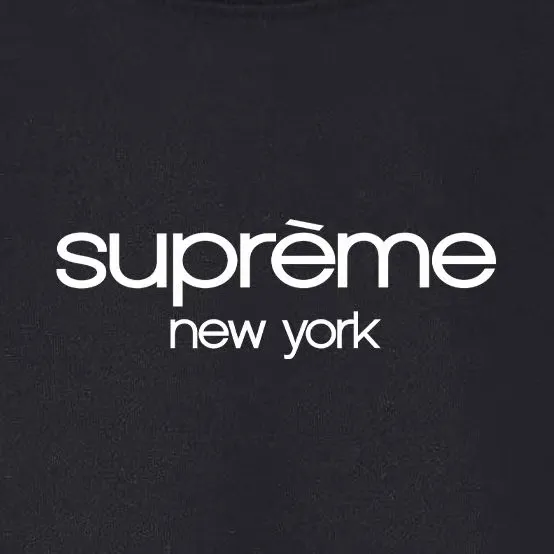 Style No. S1161 #terry p150💰 Velvet 160💰 SUP 74SS Classic Logo Tee classic logo round neck sweatshirt Made of 400 grams of large terry (drop shoulder large version) fabric, soft and non-pilling texture, imported environmentally friendly printing glue, bright and three-dimensional pattern, quality 💥Male and female, the upper body is fashionable Color: black white gray Size: S M L XL XXL