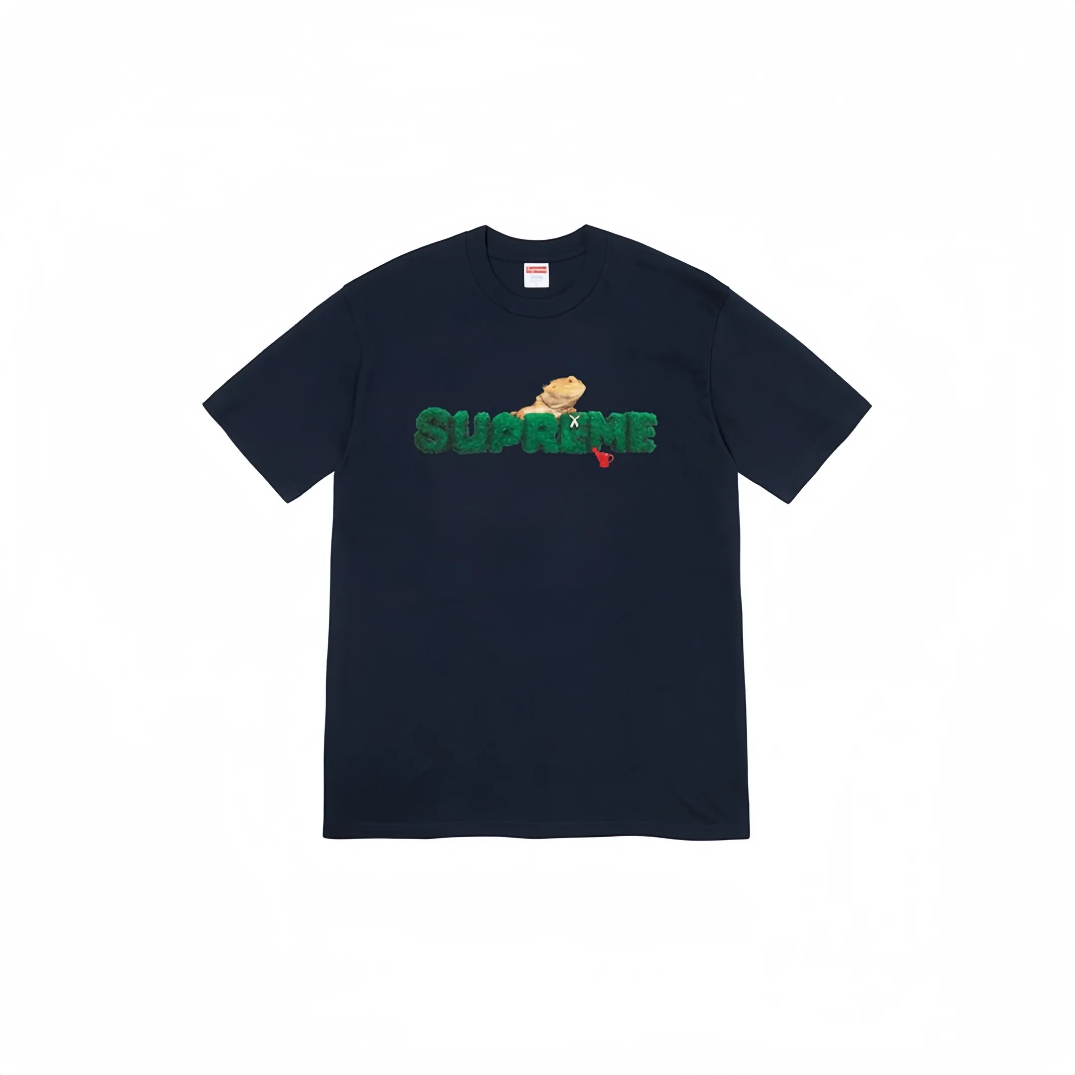 #S41 P110💰 Supreme Week 18 Lizard Tee Lizard pattern Logo round neck short-sleeved T-shirt for men and women is made of 260 grams of combed cotton double yarn. From fabrics to accessories, all three standards are complete and ZP is imported. Matsui company’s slurry printing will never crack. The whole piece is made of three-needle five-thread technology. The neckline-shoulder seam-sleeve seam is double-lined, which looks more three-dimensional and textured.) The same process as the original version, classic version Feel free to compare zp. The whole piece adopts three-needle and five-thread craftsmanship. The neckline-shoulder seam-sleeve seam is double-threaded, which looks more three-dimensional and textured.) It has the same craftsmanship as the authentic original, classic version. Color: navy blue, red, gray, black and white. Size: S M L XL XXL