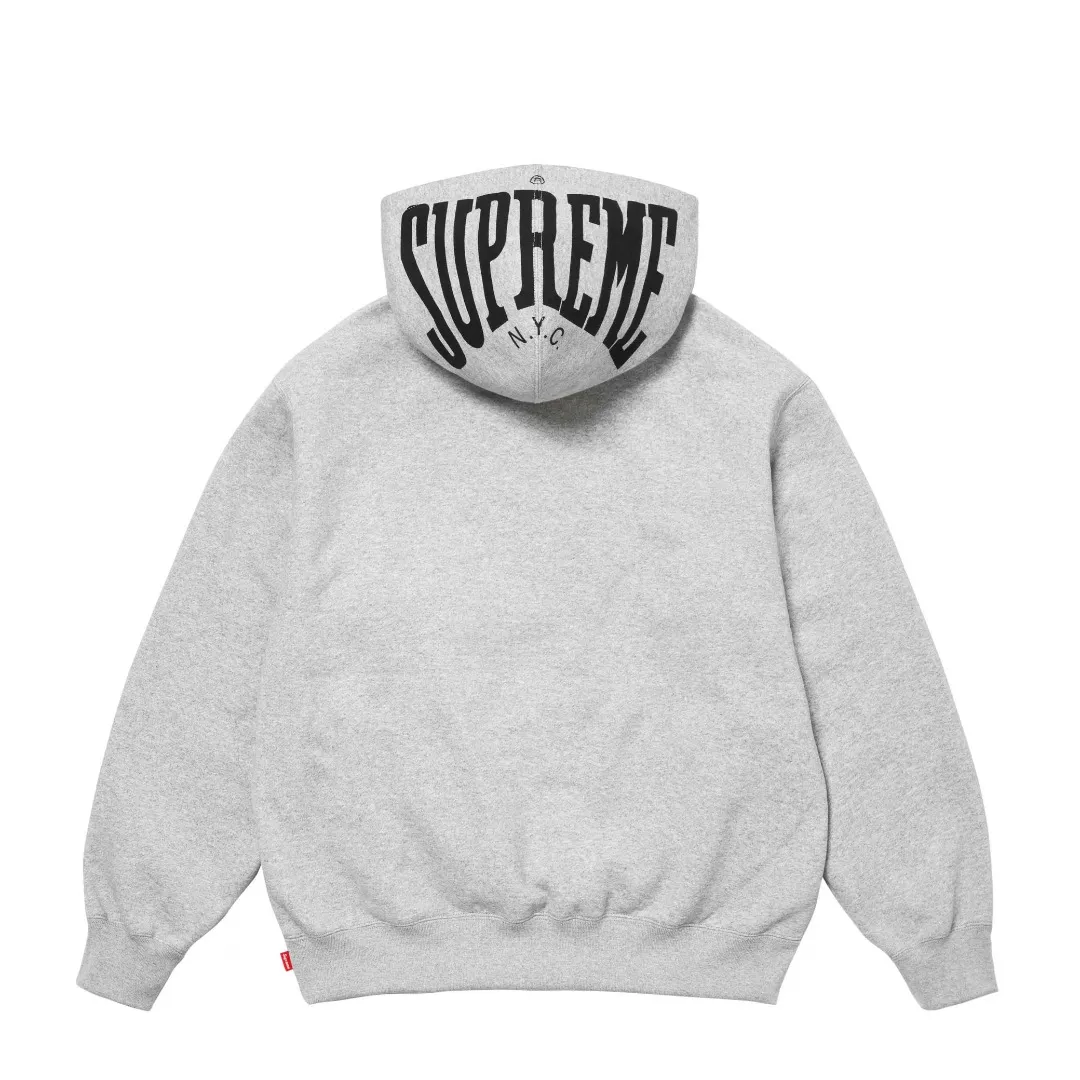 S560💰p320 Top version Supreme 24FW WARM Up Hooded Sweatshirt Hat printed hooded sweatshirt For those of us who focus on top Sup products, this sweatshirt is naturally available ZP testing Custom weaving and dyeing Pure cotton 450G fleece main fabric Printing uses thermoset ink printing, also known as plastic ink, or self-adhesive ink. Its ingredients are: mainly composed of polyvinyl chloride (PVC) and phthalates. PVC and phthalates, color fixing agents, stabilizers, and thickeners are mixed to form thermoset ink. It is not the digital direct printing advertised on the market. The printing texture of thermoset ink is something that cannot be achieved by digital direct printing. Customized ZP co-branding Main label/wash label/hangtag/packaging bag (equipped with extra-large thickened handbag) There is a high probability of passing the inspection version. If you put the original packaging picture together, there is a high chance that it will pass. Size: S-XL