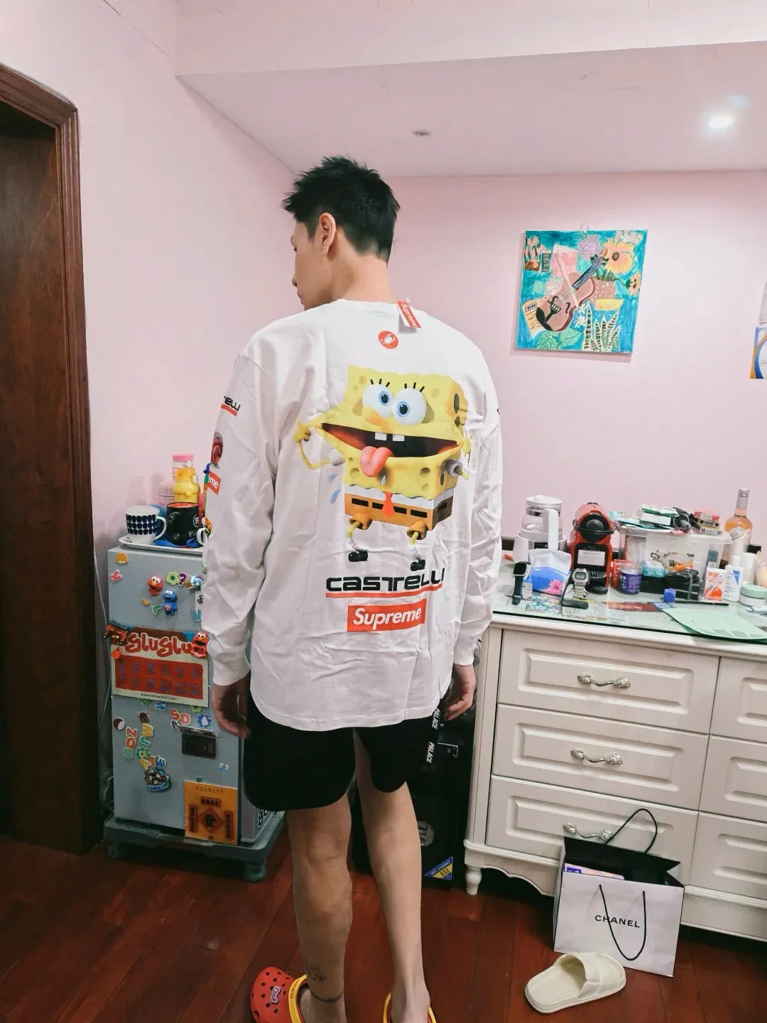 🅿️280 S293 Supreme x SPONGEBOB SQUAREPANTS Spongebob x CASTELLI joint model SS25 WEEK11 Racing L/S Tee Spongebob funny printed pattern round neck long-sleeved T-shirt Unisex 260g pure cotton material Super cute large print Very popular color Color: black white Size: S M L XL (175 140 wear M) Length: 69 71 73 76 Bust: 114 118 122 126 Sleeve length: 62 63 64 65