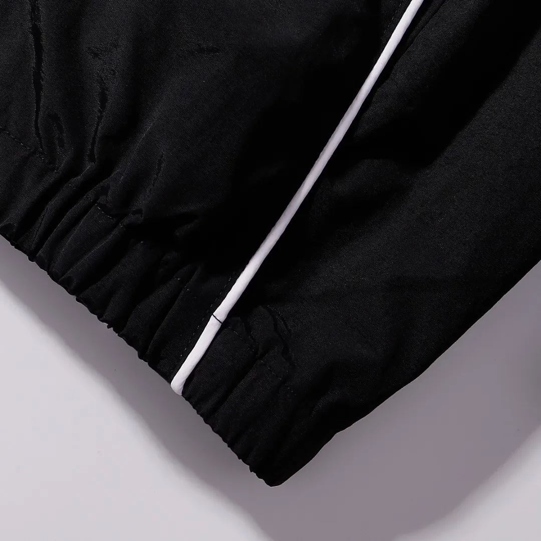 P340 Supreme SS22 Week 11 x umbro/Umbro joint model Track Jacket hooded American trendy jacket black SMLXL size S M L XL length 68-70-72-74 bust 128-132-136-140 sleeve length 80-81-82-83