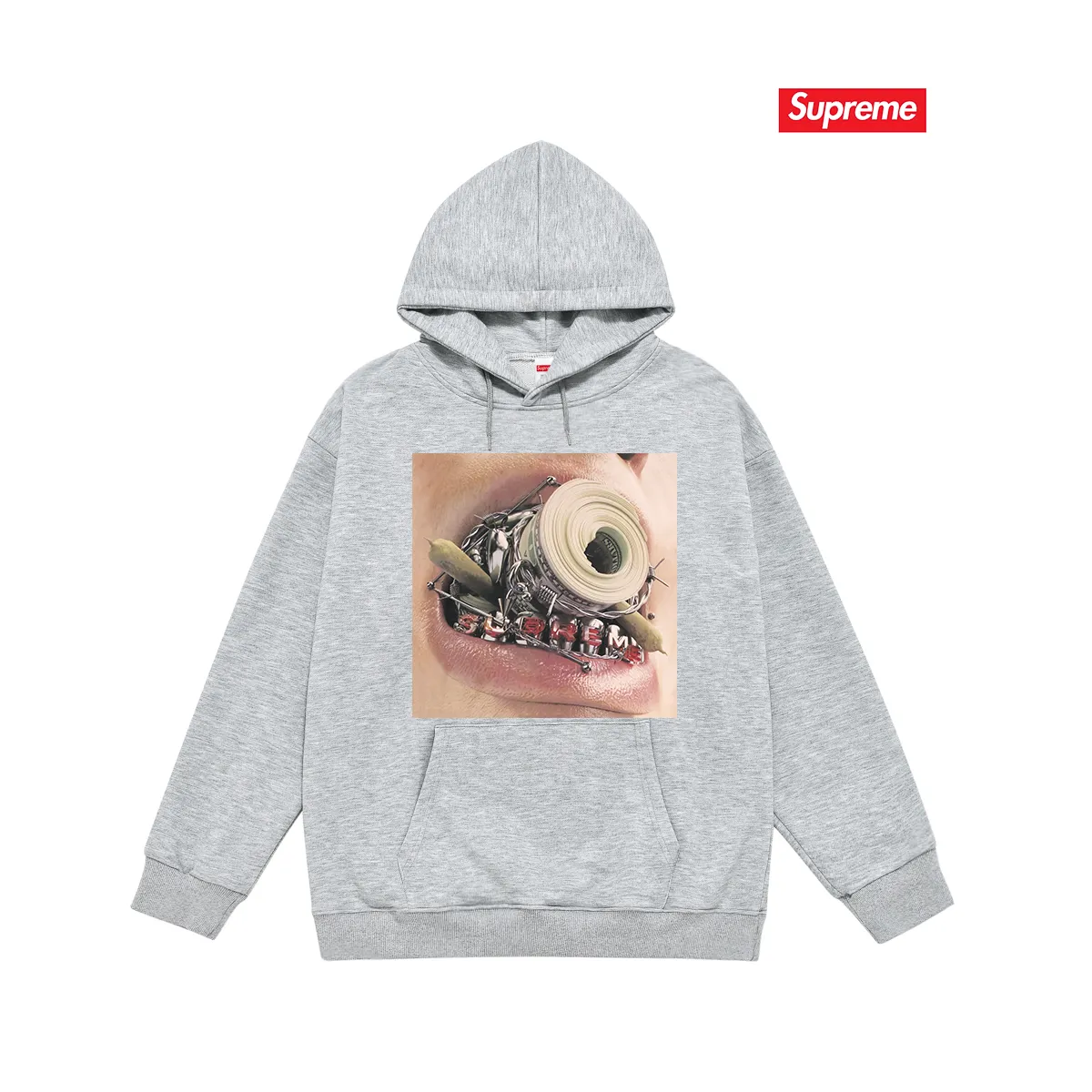 Style No. S2028 #terry P160💰 Velvet P170💰 Balenciaga co-branded supreme printed hooded sweatshirt Made of 400g large terry 430g silver fox velvet (off-shoulder large version) fabric, soft and non-pilling, imported environmentally friendly printing glue, bright and three-dimensional pattern, quality 💥Same style for men and women. The upper body is trendy. Color: black white gray Size: S M L XL XXL