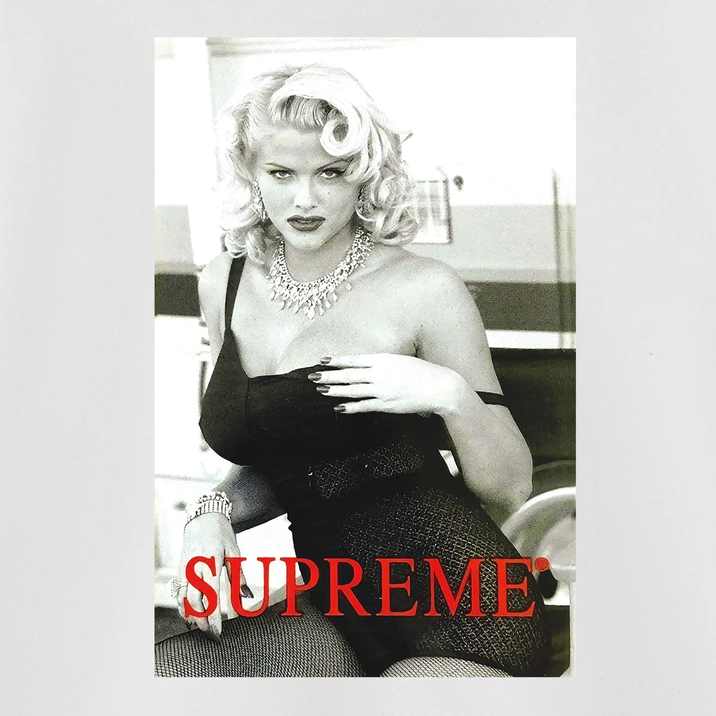Style No. S1048 #terry p150💰 Velvet 160💰 Supreme Nike co-branded series Week 8 Anna Nicole Smith Tee Anna Nicole Smith pattern printed round neck sweatshirt Made of 400 grams of large terry (drop shoulder large version) fabric, soft texture and no pilling Imported environmentally friendly printing glue The pattern is bright and three-dimensional Quality 💥 Same style for men and women The upper body is trendy Color: black white gray Size: S M L XL XXL