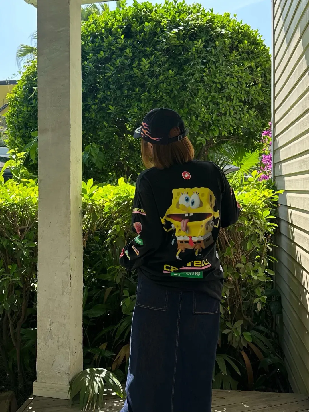 S626💰p270 Supreme x SPONGEBOB SQUAREPANTS Spongebob x CASTELLI joint model SS25 WEEK11 Racing L/S Tee SpongeBob SquarePants funny printed pattern round neck long-sleeved T-shirt Unisex 260g pure cotton material Super cute large print Very popular appearance Color: Black White Size: S M L XL (175 140 wear M) Length: 69 71 73 76 Bust: 114 118 122 126 Sleeve length: 62 63 64 65