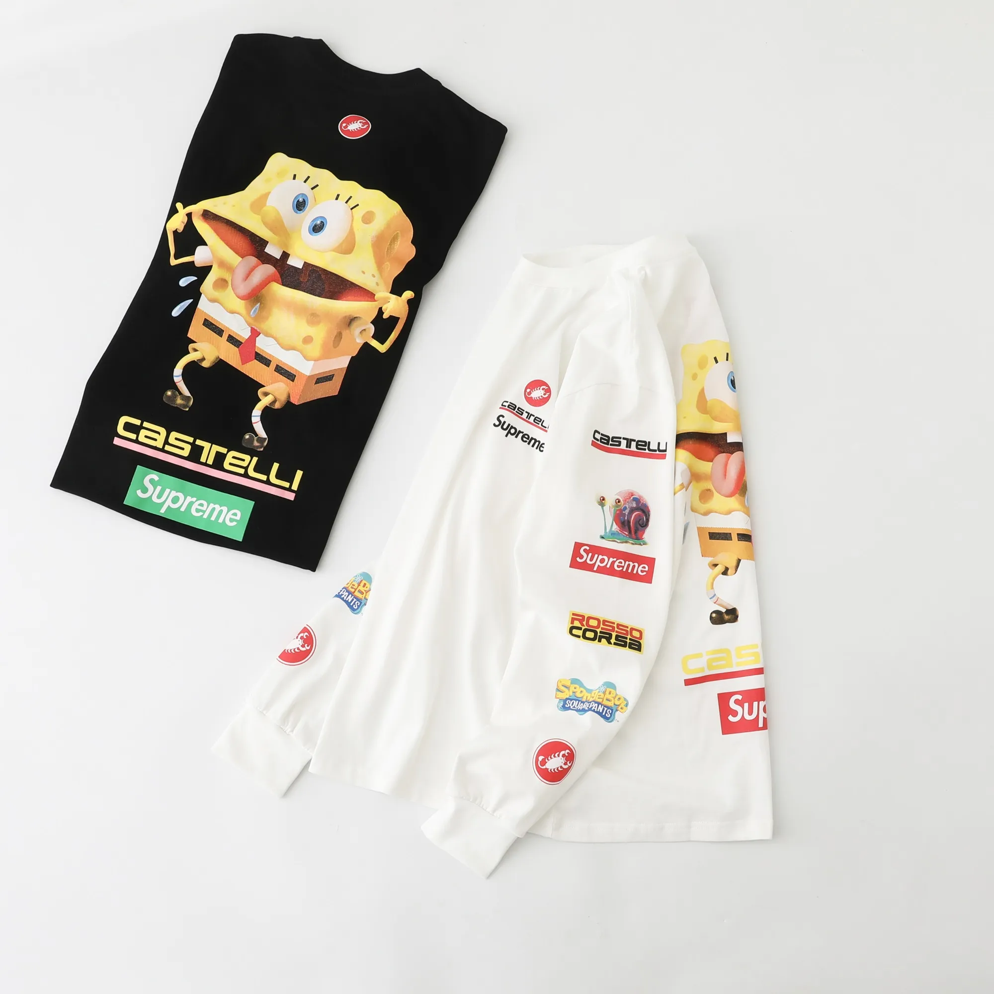 S626💰p270 Supreme x SPONGEBOB SQUAREPANTS Spongebob x CASTELLI joint model SS25 WEEK11 Racing L/S Tee SpongeBob SquarePants funny printed pattern round neck long-sleeved T-shirt Unisex 260g pure cotton material Super cute large print Very popular appearance Color: Black White Size: S M L XL (175 140 wear M) Length: 69 71 73 76 Bust: 114 118 122 126 Sleeve length: 62 63 64 65