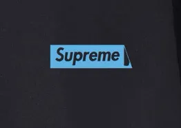 Style No. S2243 #terry P160💰 Velvet P170💰 Supreme Week 17 No More Shit Tee hooded sweatshirt Made of 400g large terry 430g silver fox velvet (drop shoulder large version) fabric, soft texture and no pilling Imported environmentally friendly printing glue The pattern is bright and three-dimensional Quality 💥Same style for men and women The upper body is fashionable Color: black white gray Size: S M L XL XXL