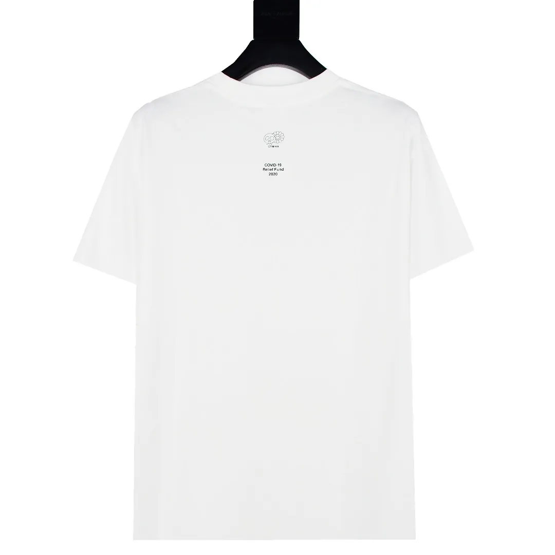 🅿️120 S03 Top Version Supreme 20ss Week 9 Relief Box Logo Tee The fabrics are all custom-woven and dyed, 280g weight, 100% cotton, cylindrical fabric. Cylindrical fabric is a knitted fabric woven with a cylinder loom. The needles are distributed in a cylindrical shape on the fuselage. The gray fabric is a large cylinder, which needs to be opened and shaped before further use. There is no slit on the side of the clothes, so there is no washing label on the side of ordinary short-sleeves. There is only one collar label behind the neck. The printing is printed with thermosetting ink, also known as plastic. Ink, or self-adhesive ink, contains ingredients: mainly composed of polyvinyl chloride (PVC) and phthalates. PVC and phthalates, fixing agents, stabilizers, and thickeners are mixed to form a thermal ink. Solid ink is not the digital direct printing advertised on the market. The printing texture of thermoset ink is something that digital direct printing cannot achieve. The collar label has a watermark anti-counterfeiting effect, a real anti-counterfeiting layer, a probability of passing the version, and a high probability of passing the original packaging picture. Size：S-XL