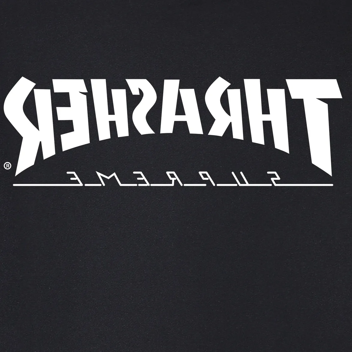 Style No. S2086 #terry P160💰 Velvet P170💰 Supreme Week 5 x Thrasher co-branded Game Tee hooded sweatshirt Made of 400g large terry 430g silver fox velvet (off-shoulder large version) fabric, soft and non-pilling, imported environmentally friendly printing glue, bright and three-dimensional pattern, quality 💥same style for men and women, the upper body is trendy Color: black white gray Size: S M L XL XXL
