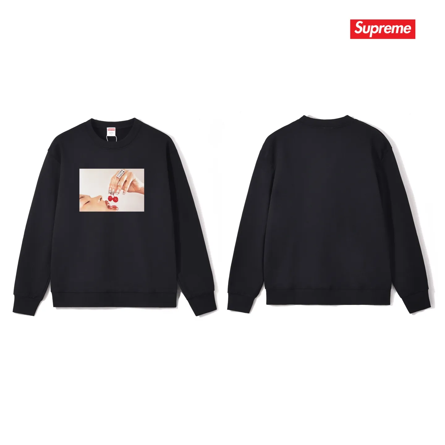 Style No. S1010 #terry p150💰 Velvet 160💰 Supreme SS19 Cupid Tee Navy angel print round neck sweatshirt Made of 400 grams of large terry (drop shoulder large version) fabric, soft texture and no pilling Imported environmentally friendly printing glue The pattern is bright and three-dimensional Quality 💥 Unisex style The upper body is trendy Color: black white gray Size: S M L XL XXL