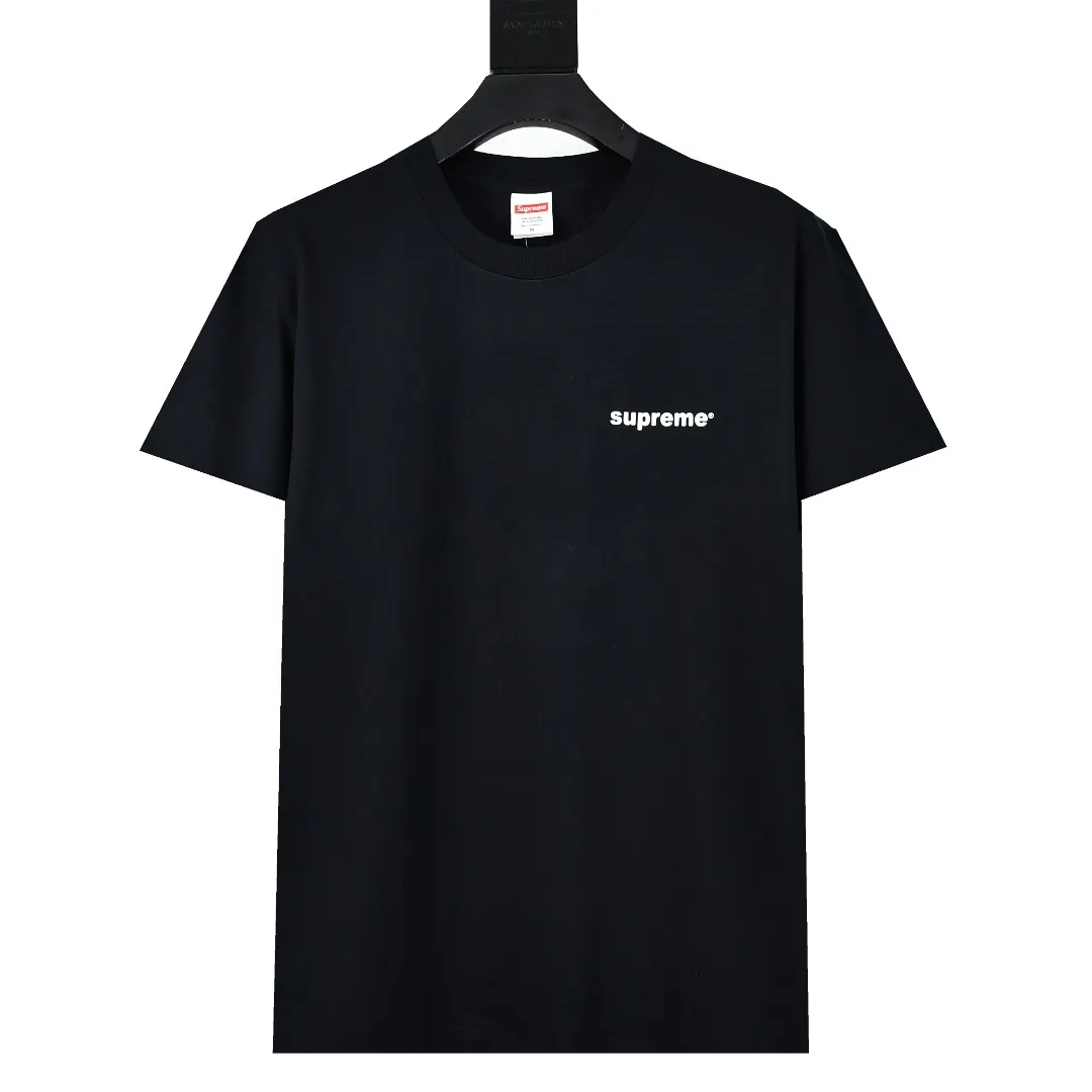 🅿️140 S188 top version Supreme 24FW Money cross printed short-sleeved T-shirt. Refuse to look at pictures to make goods. Refuse to compare with wrong versions. Use cylindrical seamless technology (original technology, there are no stitched bones on the side of the clothes, the key point of identification) The fabrics are all custom-woven and dyed, 280g weight, 100% cotton, cylindrical fabric. Cylindrical fabric is a knitted fabric woven with a cylinder loom. The needles are distributed in a cylindrical shape on the fuselage. The gray fabric is a large cylinder, which needs to be opened and shaped before it can be used further. There are no slits on the side of the clothes, so there is no washing label on the side of ordinary short-sleeves. There is only one collar label behind the neck. The printing uses thermosetting ink printing imported from Belgium (different from conventional thermal transfer printing), also known as plastic ink, or self-adhesive ink. Its ingredients are: mainly composed of polyvinyl chloride (PVC) and phthalates, including PVC and phthalates, fixing agents, Stabilizers and thickeners are mixed to form thermosetting ink, which is not the digital direct printing advertised on the market. The printing texture of thermosetting ink is unachievable by digital direct printing. The new triple collar label has a watermark anti-counterfeiting effect, a real anti-counterfeiting layer, a version with a high probability of passing the inspection, and the original packaging picture has a high probability of passing the test. Size：S-XL