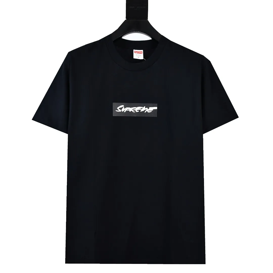 S318💰p130 Supreme 24ss Futura future slogan Box Logo short-sleeved T-shirt. Refuse to make products based on pictures. Refuse to compare wrong versions. Use cylinder seamless process (original process. There are no stitched bones on the side of the clothes. Key points of identification) The fabrics are all custom-woven and dyed, 280g weight, 100% cotton, cylindrical fabric. Cylindrical fabric is a knitted fabric woven with a cylinder loom. The needles are distributed in a cylindrical shape on the fuselage. The gray fabric is a large cylinder, which needs to be opened and shaped before it can be used further. There are no slits on the side of the clothes, so there is no washing label on the side of ordinary short-sleeves. There is only one collar label behind the neck. The printing uses thermosetting ink printing imported from Belgium (different from conventional heat transfer printing), also known as plastic ink, or self-adhesive ink. Its ingredients are: mainly composed of polyvinyl chloride (PVC) and phthalates. PVC and phthalates, solid color The thermosetting ink is composed of a mixture of agents, stabilizers, and thickeners. It is not the digital direct printing marketed on the market. The printing texture of thermosetting ink cannot be achieved by digital direct printing. The collar label has a watermark anti-counterfeiting effect, a real anti-counterfeiting layer, a version with a high probability of passing the inspection, and the original packaging picture has a high probability of passing the test. Size：S-XL