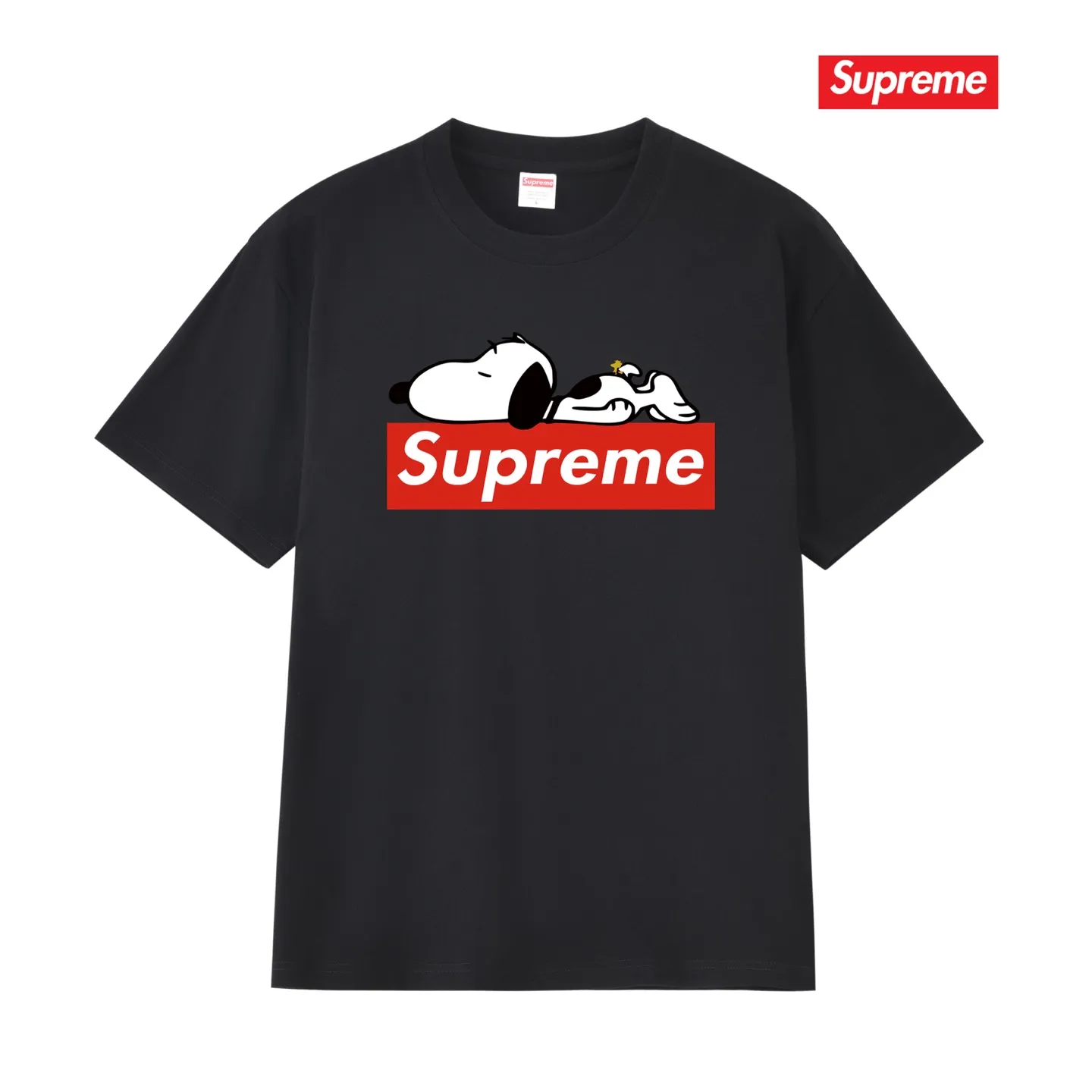 S166 P110💰 Sup Internet celebrity Snoopy printed cotton short-sleeved American men and women retro summer round neck loose half-sleeved couple T-shirt trendy Loose version Made of 260 grams of combed cotton double yarn, all three standards are complete from fabrics to accessories ZP Imported Matsui company slurry printing will never crack The whole piece adopts three-needle five-thread technology (collar-shoulder seam-sleeve seam double line, looks more three-dimensional and textured) consistent with the original version, classic version Feel free to compare zp. The whole piece adopts three-needle five-thread craftsmanship (neckline-shoulder seam-sleeve seam double thread, which looks more three-dimensional and textured). It has the same craftsmanship as the original original, classic version. Color: black, white, light gray, navy blue, pink. Size: S M L XL XXL
